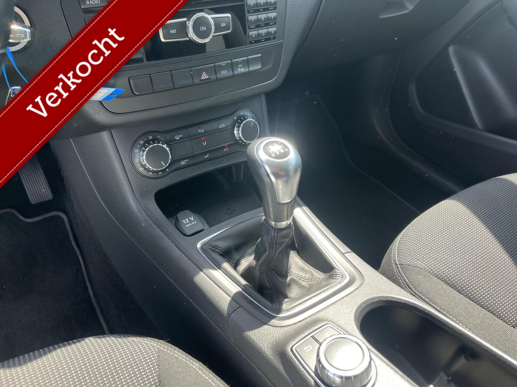 Foto van Mercedes-Benz B 180