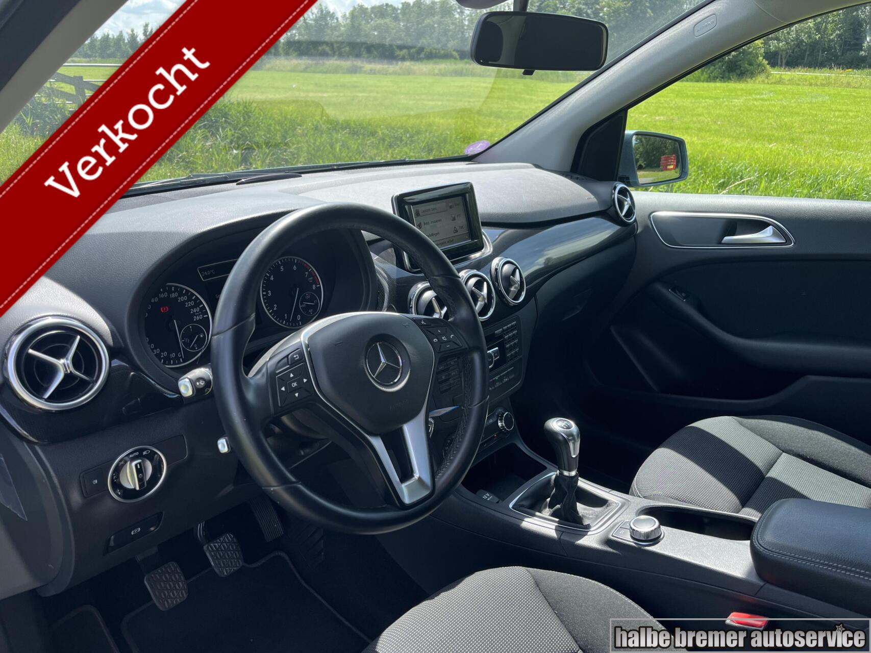 Foto van Mercedes-Benz B 180