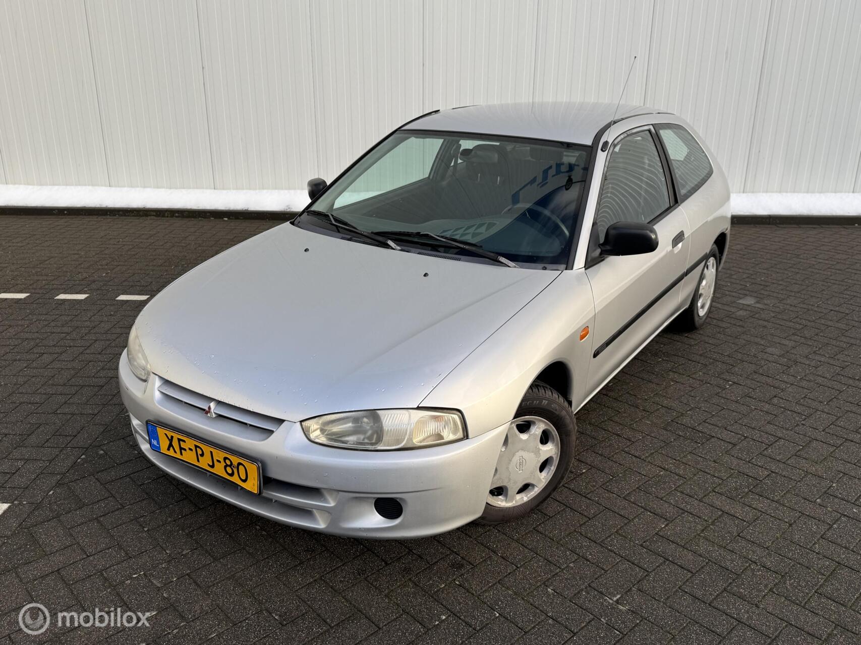 Foto van Mitsubishi Colt