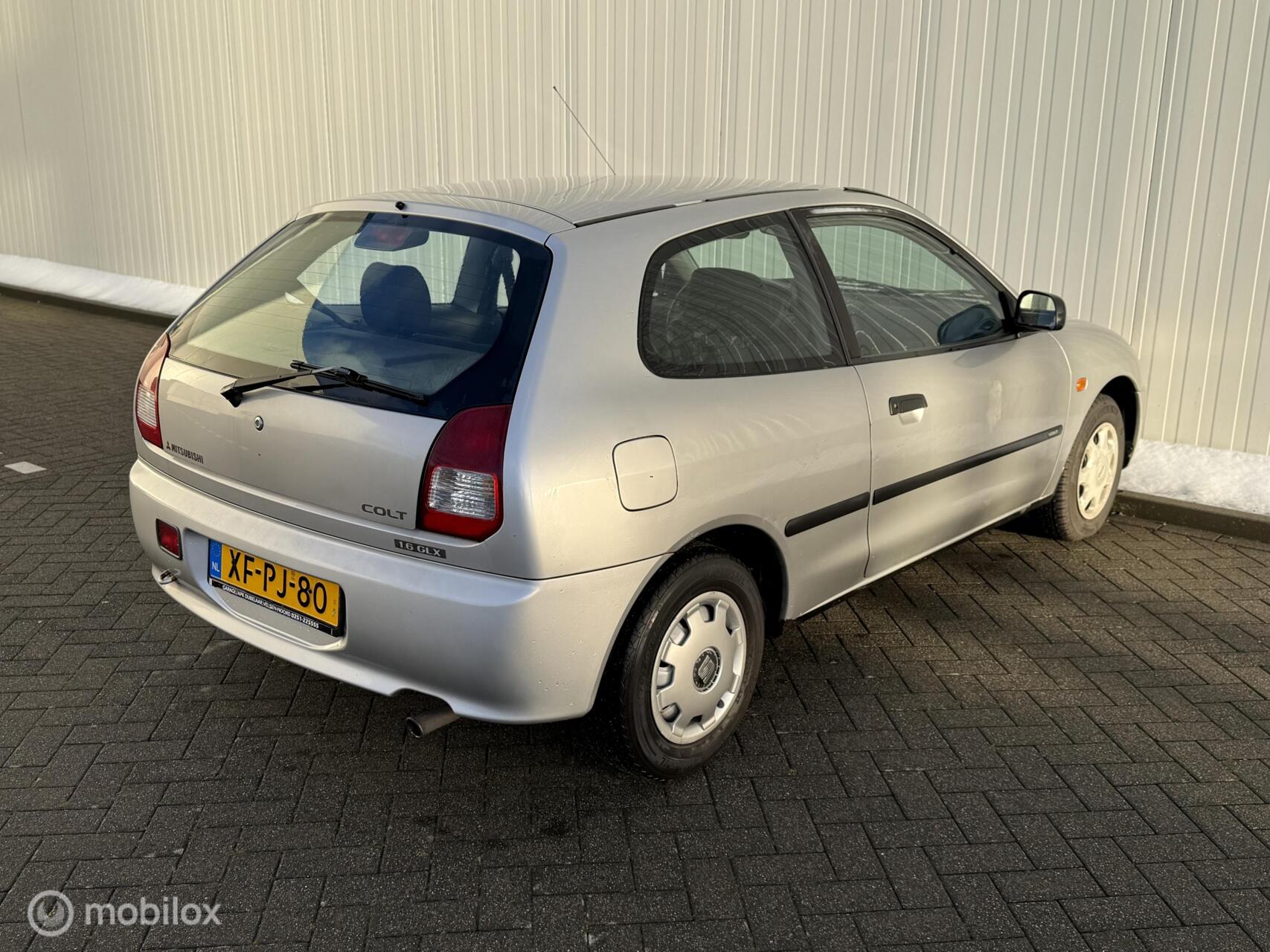 Foto van Mitsubishi Colt