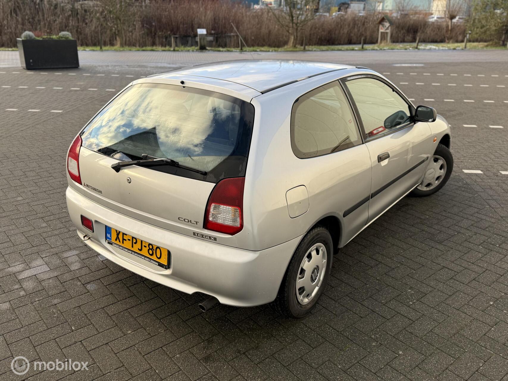 Foto van Mitsubishi Colt