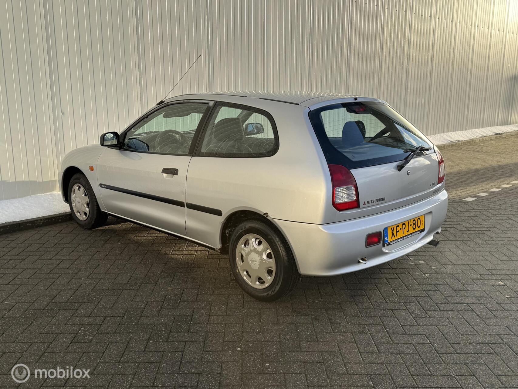 Foto van Mitsubishi Colt