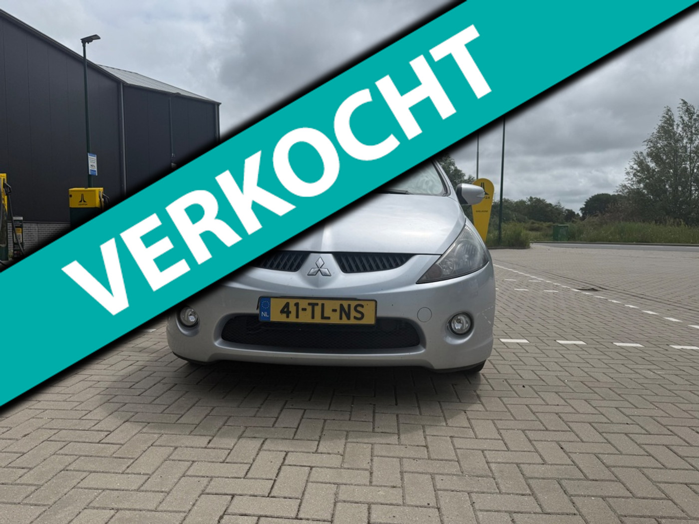 Mitsubishi Mitsubishi Grandis 2.4-16V Intense 2006 - voorkant