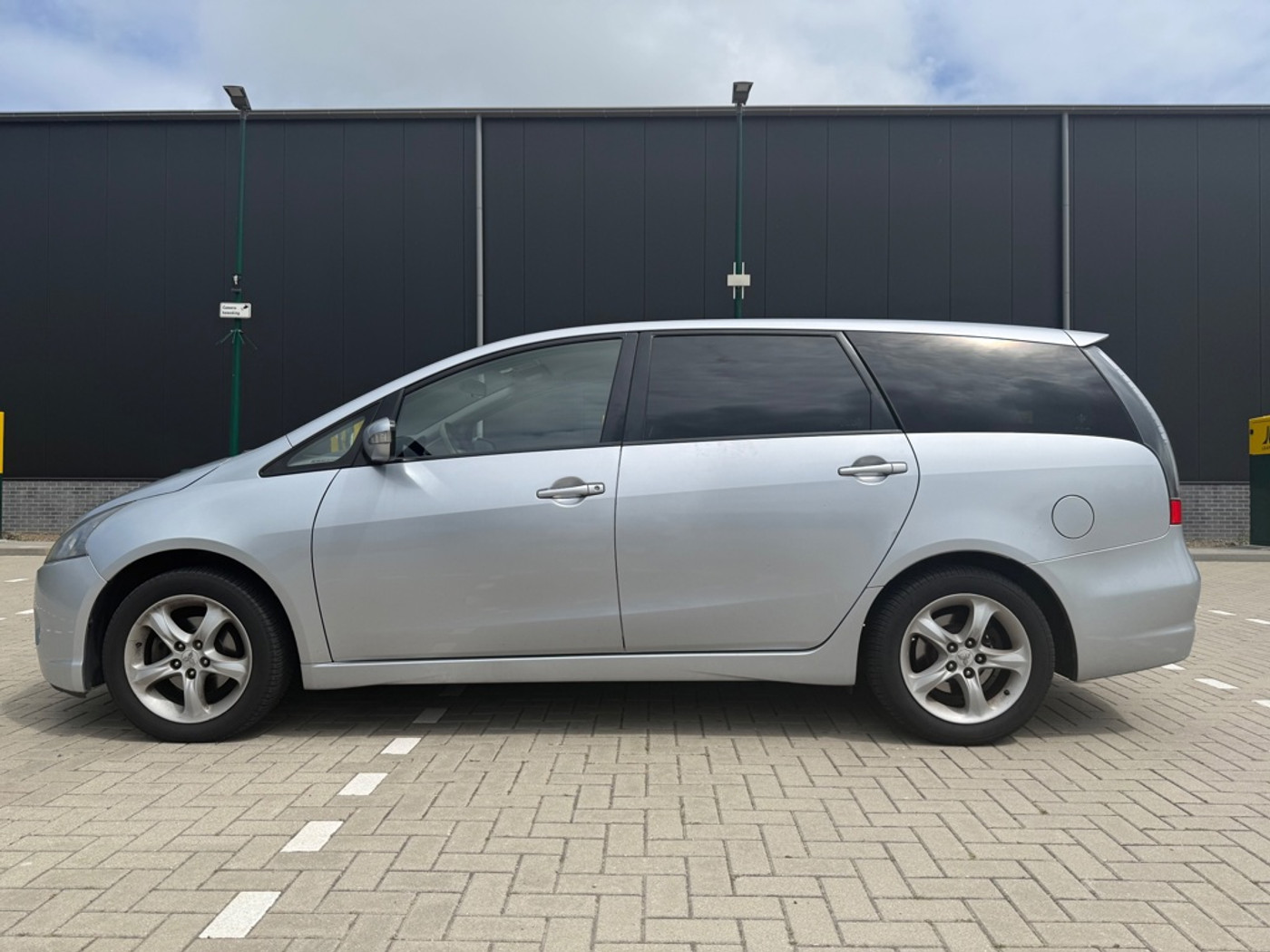 Foto van Mitsubishi Mitsubishi Grandis