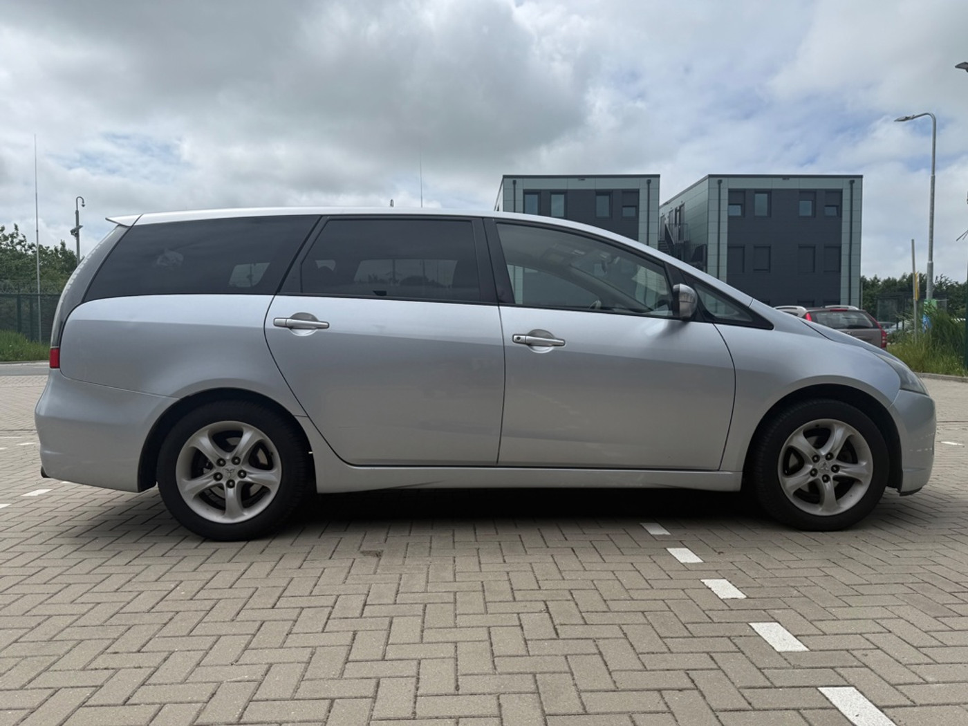 Foto van Mitsubishi Mitsubishi Grandis