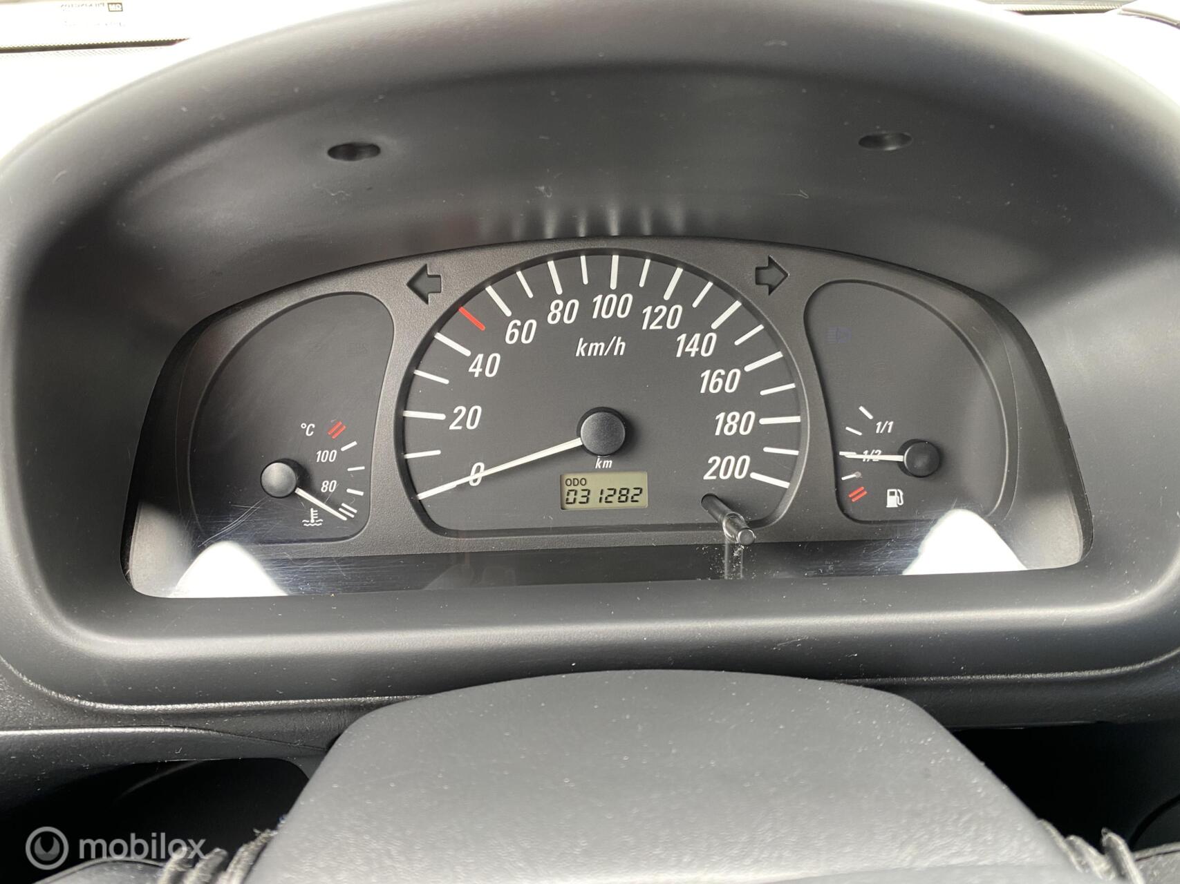 Foto van Opel Agila