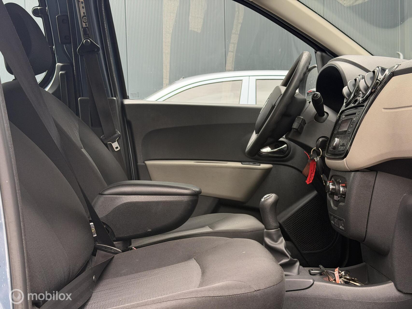Foto van Dacia Dokker