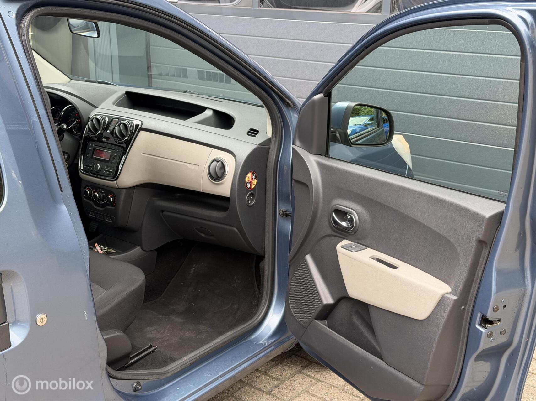 Foto van Dacia Dokker