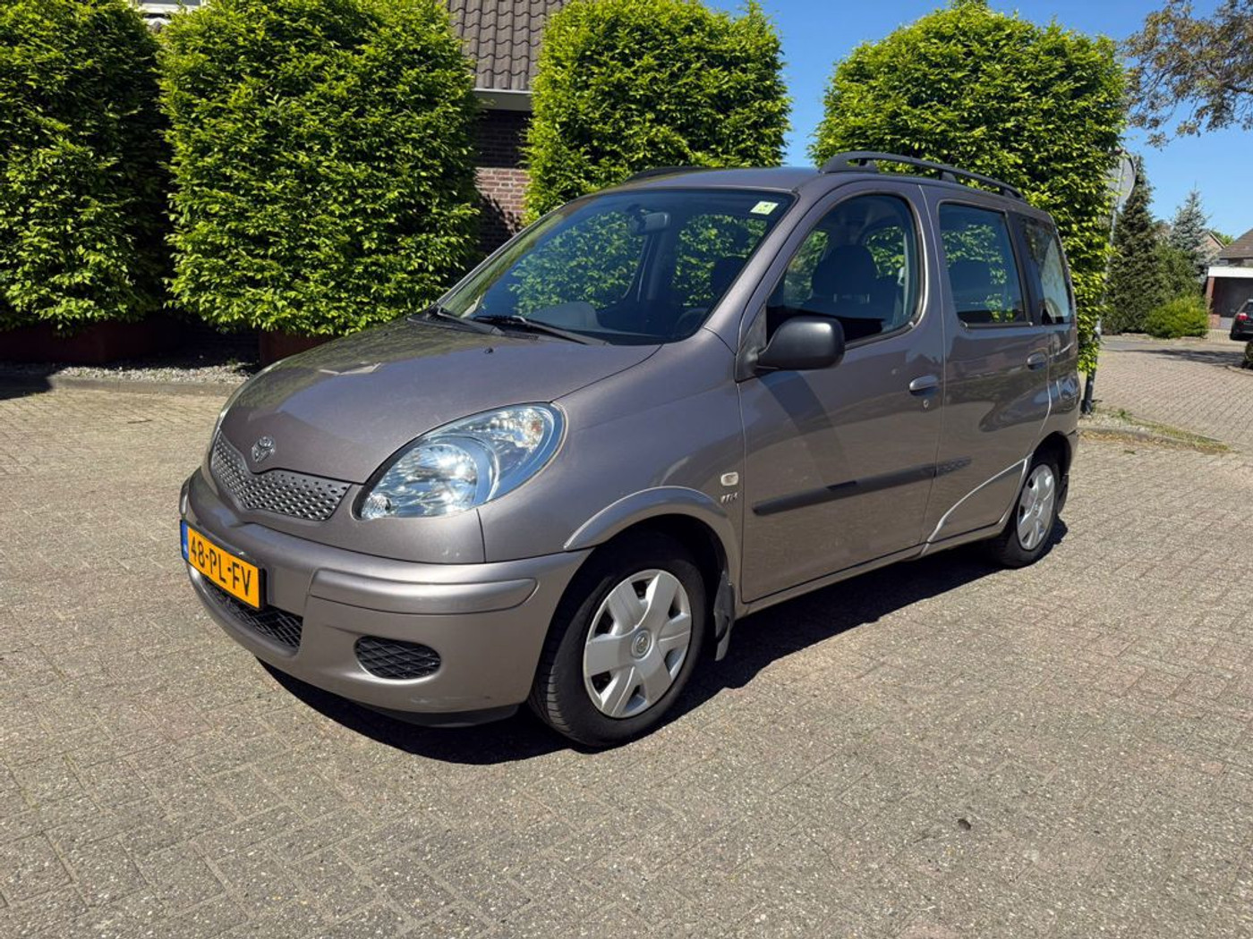 Toyota Toyota Yaris Verso 1.5 VVT-i Sol 2004 - voorkant