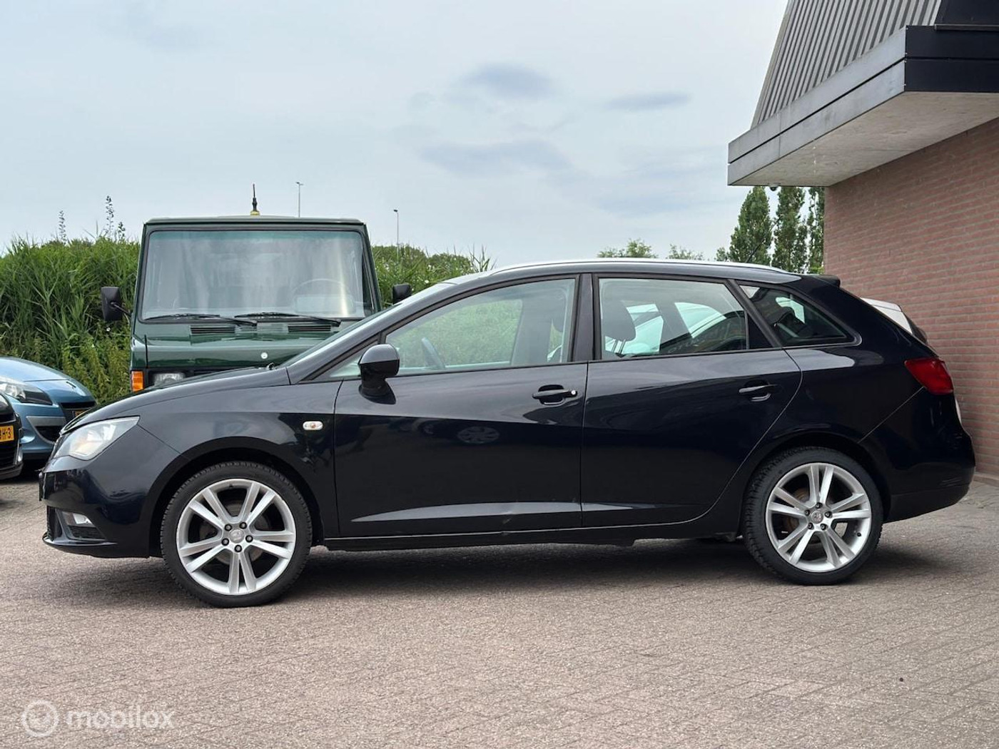 Foto van Seat Ibiza ST