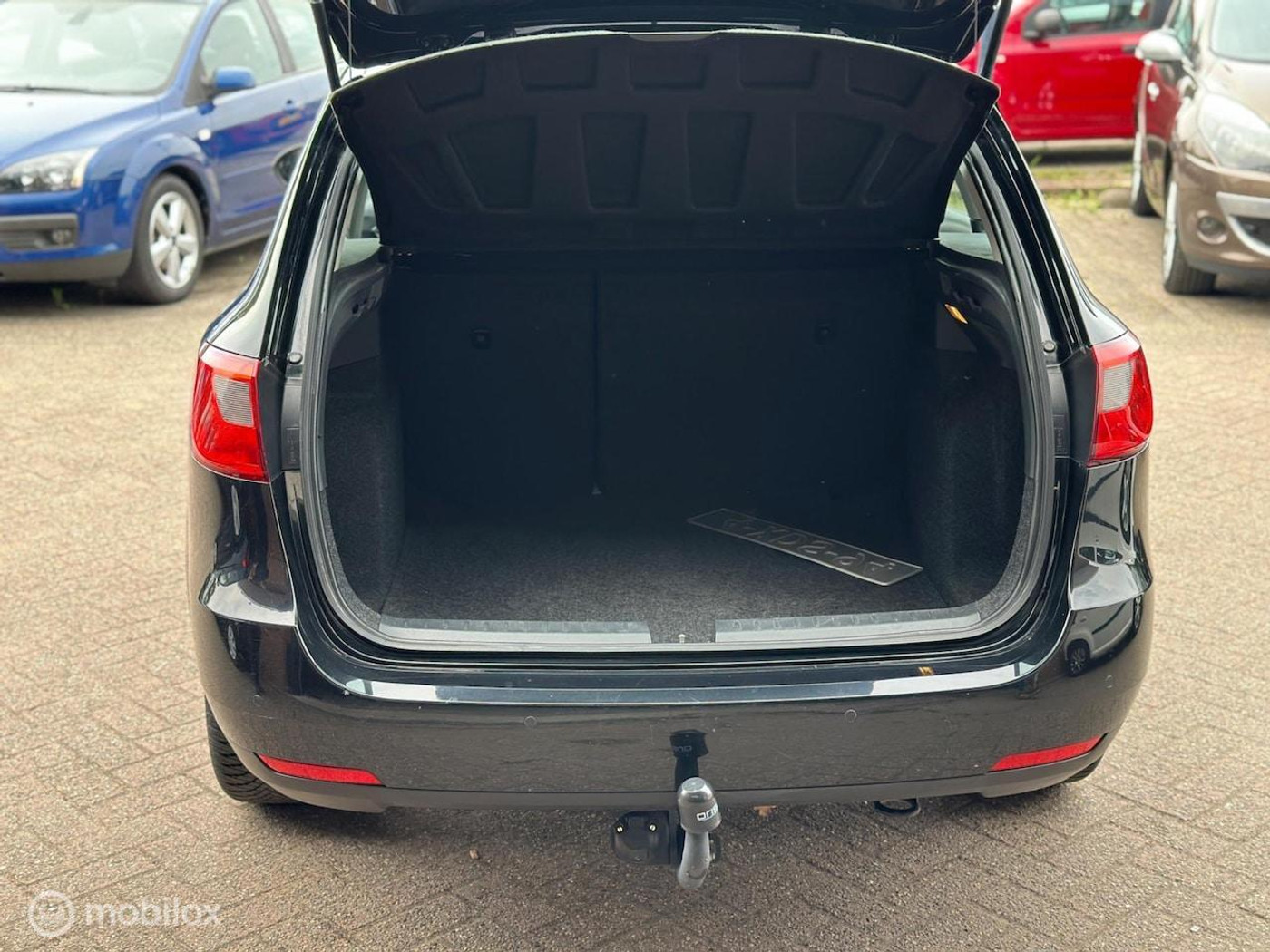 Foto van Seat Ibiza ST