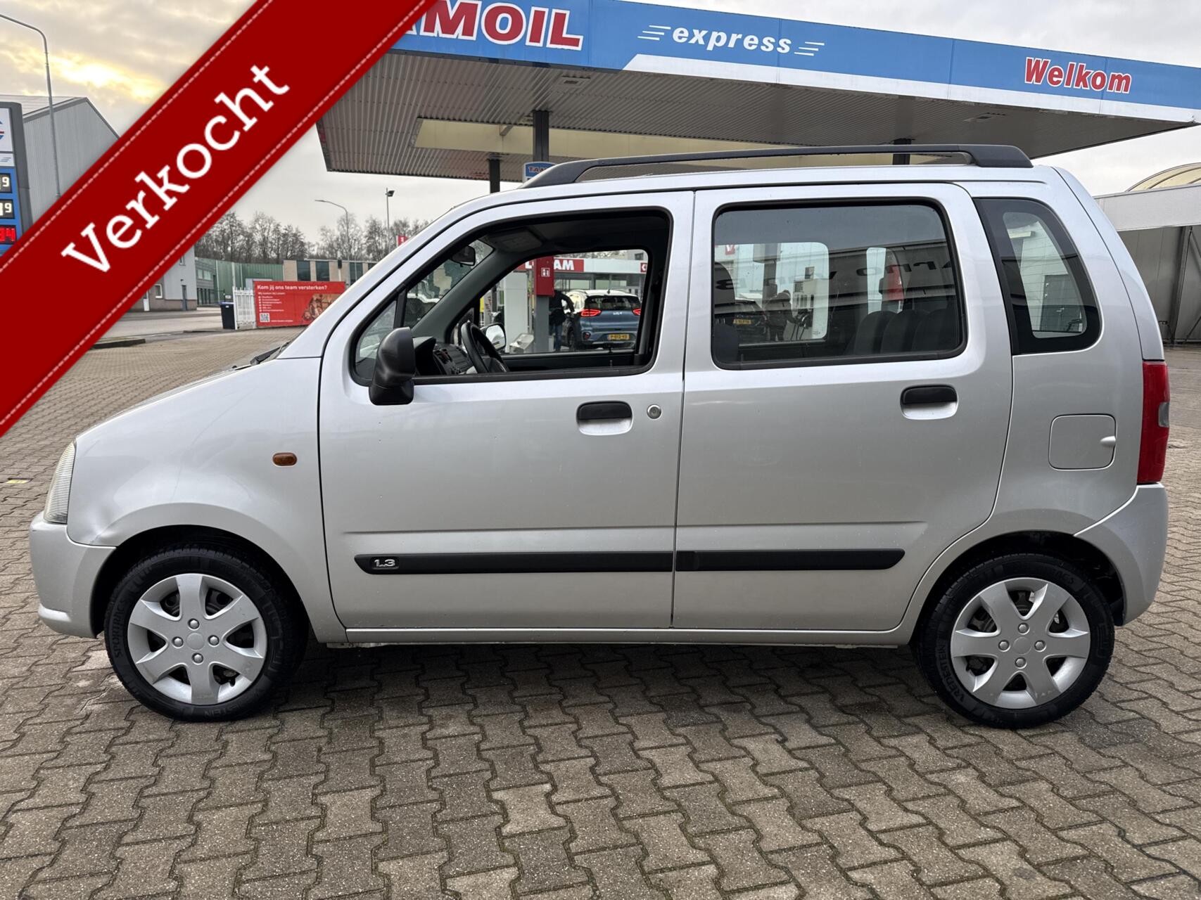 Foto van Suzuki Wagon R