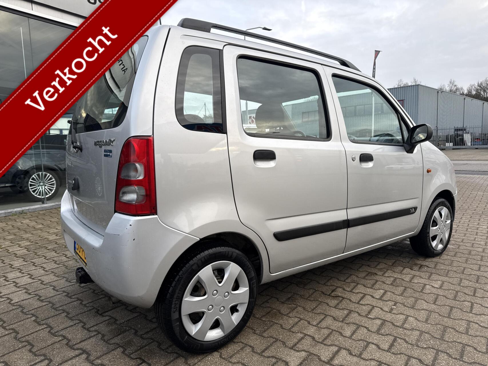 Foto van Suzuki Wagon R