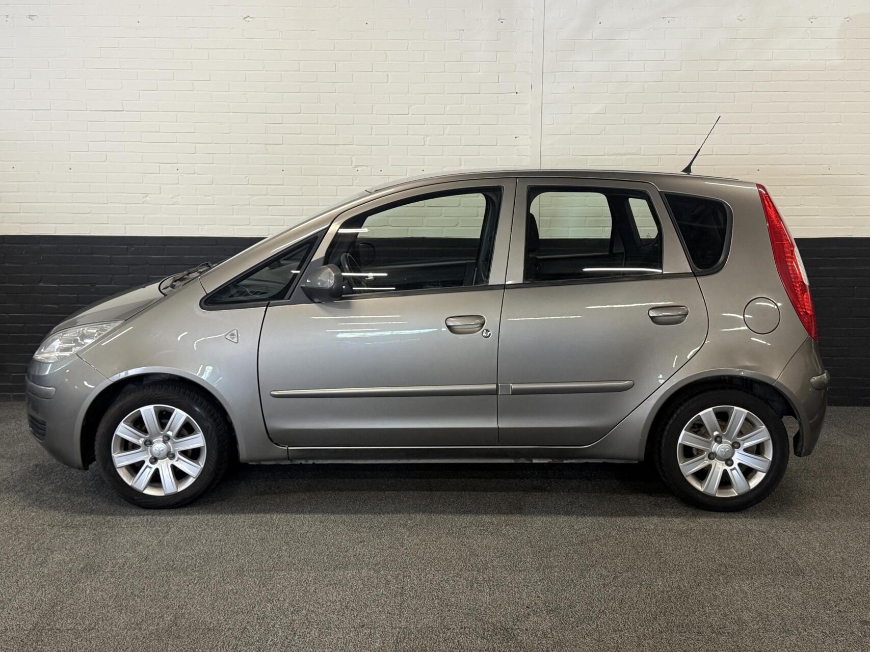 Foto van Mitsubishi Mitsubishi Colt