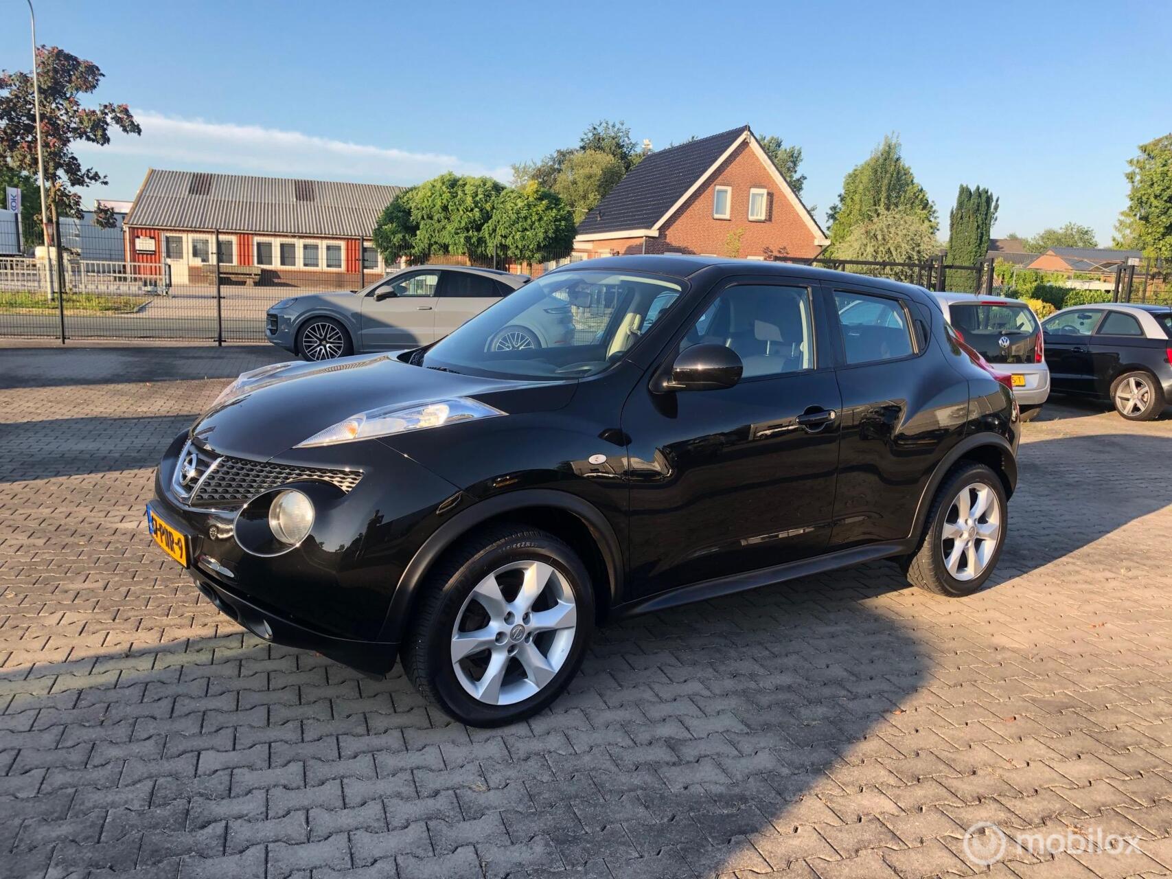 Nissan Nissan Juke 1.6 CRUISE ECC NAVI CAMERA LMV 2011 - voorkant