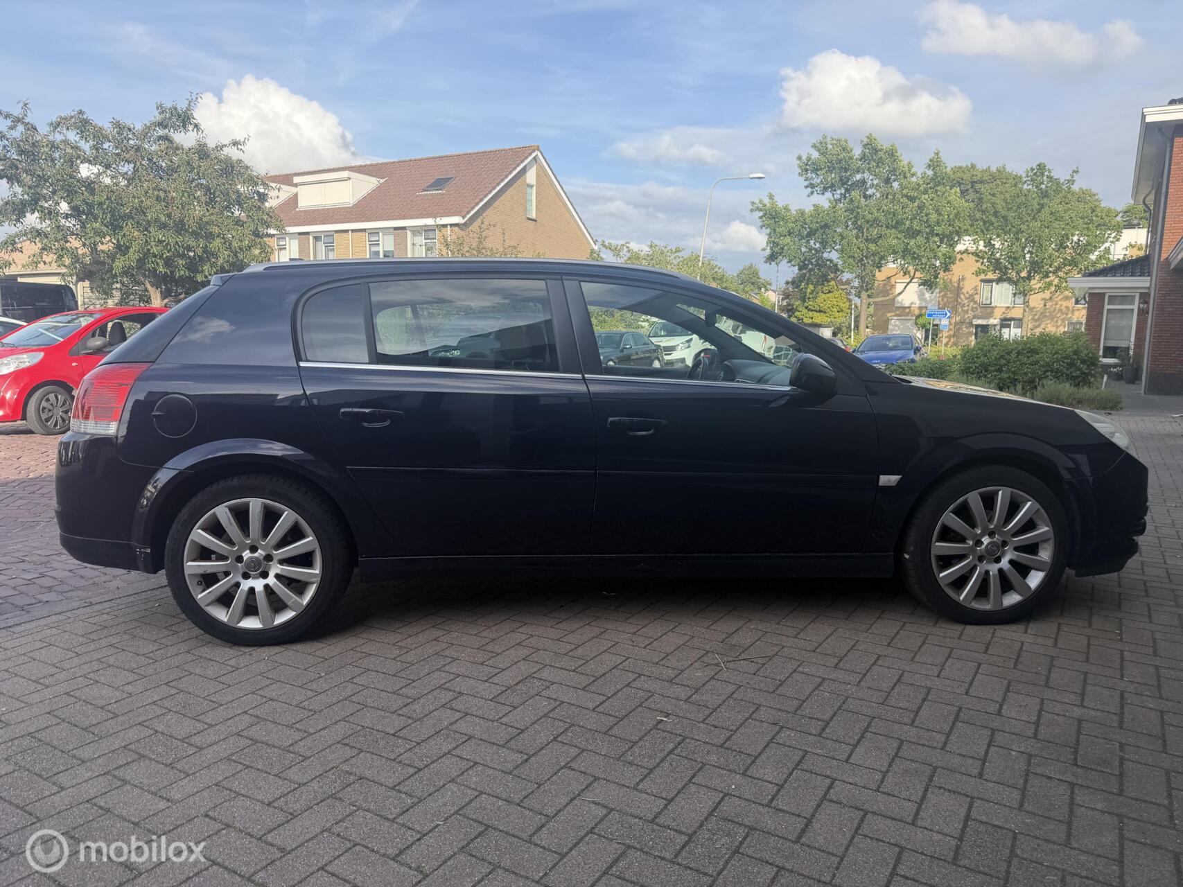 Foto van Opel Signum
