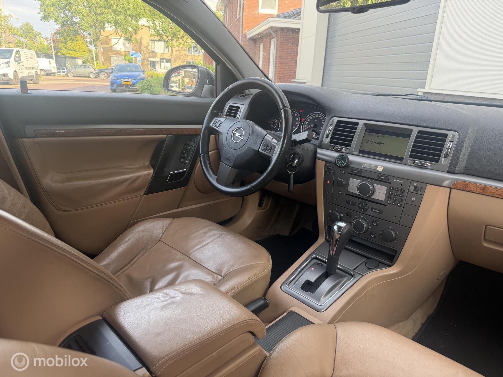 Foto van Opel Signum