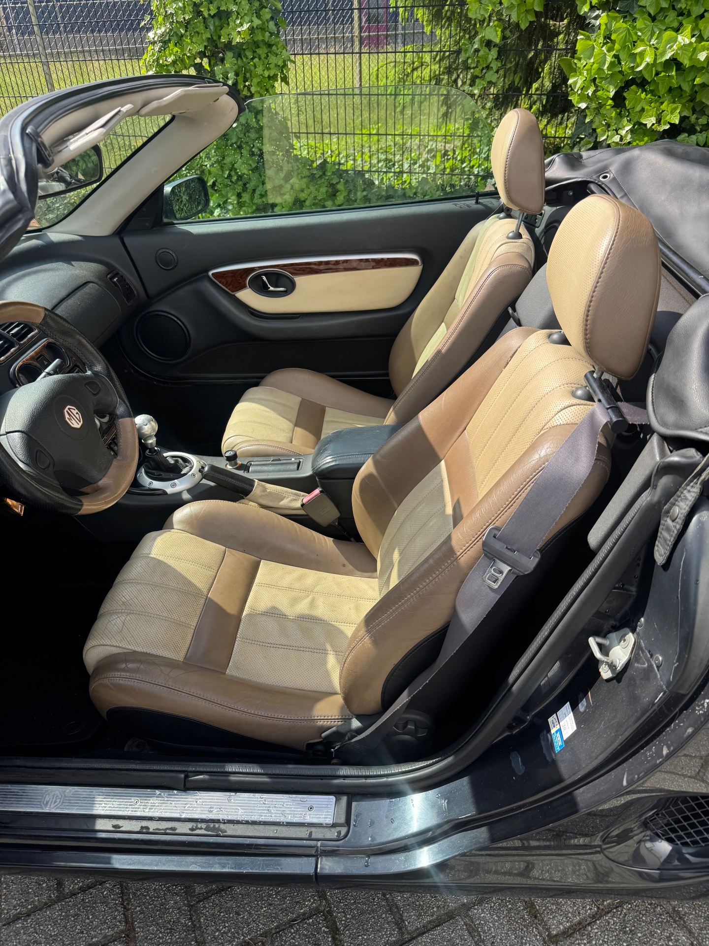 Foto van MG MGF