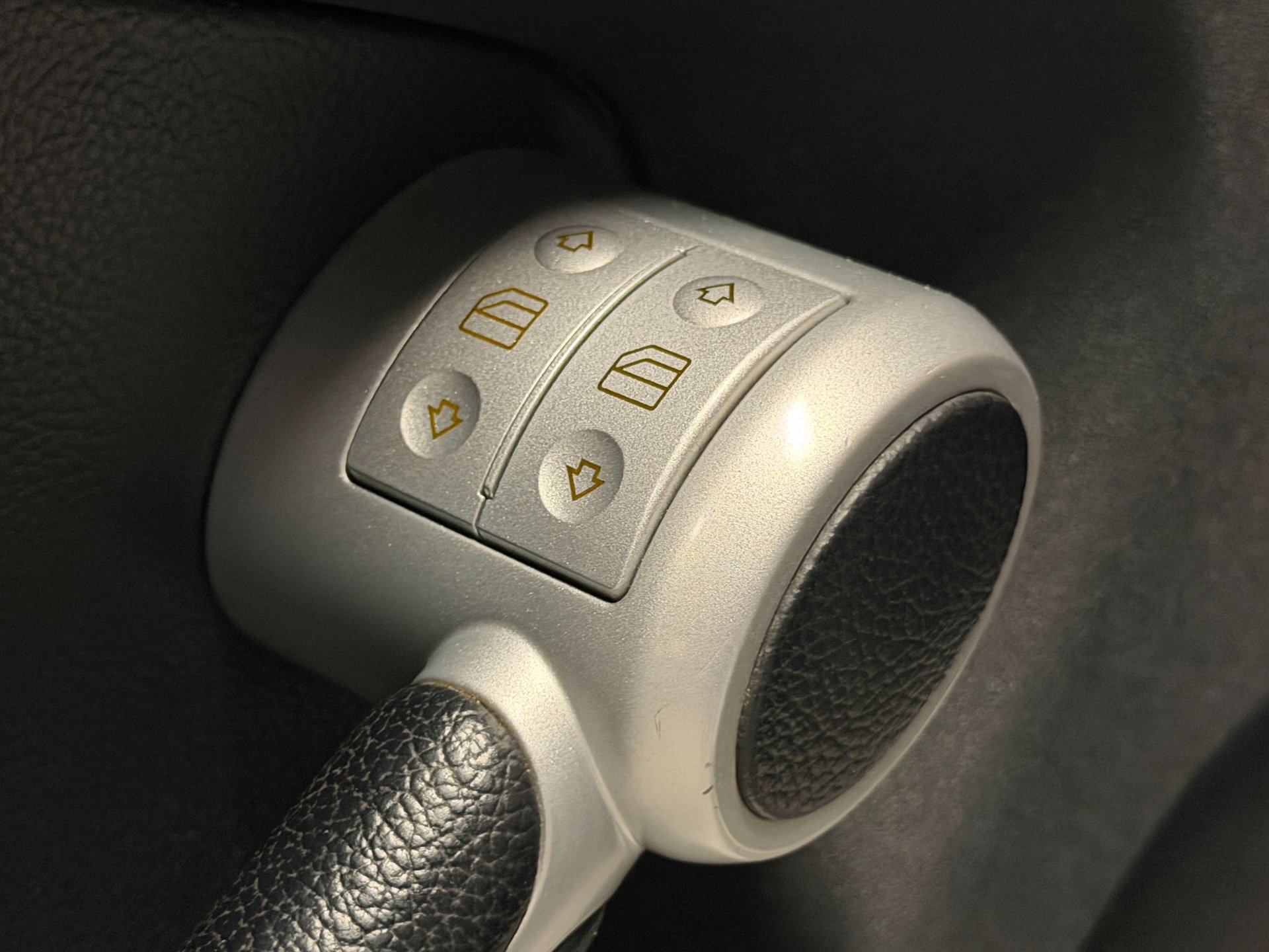 Foto van Mercedes-Benz SLK 200 Kompressor