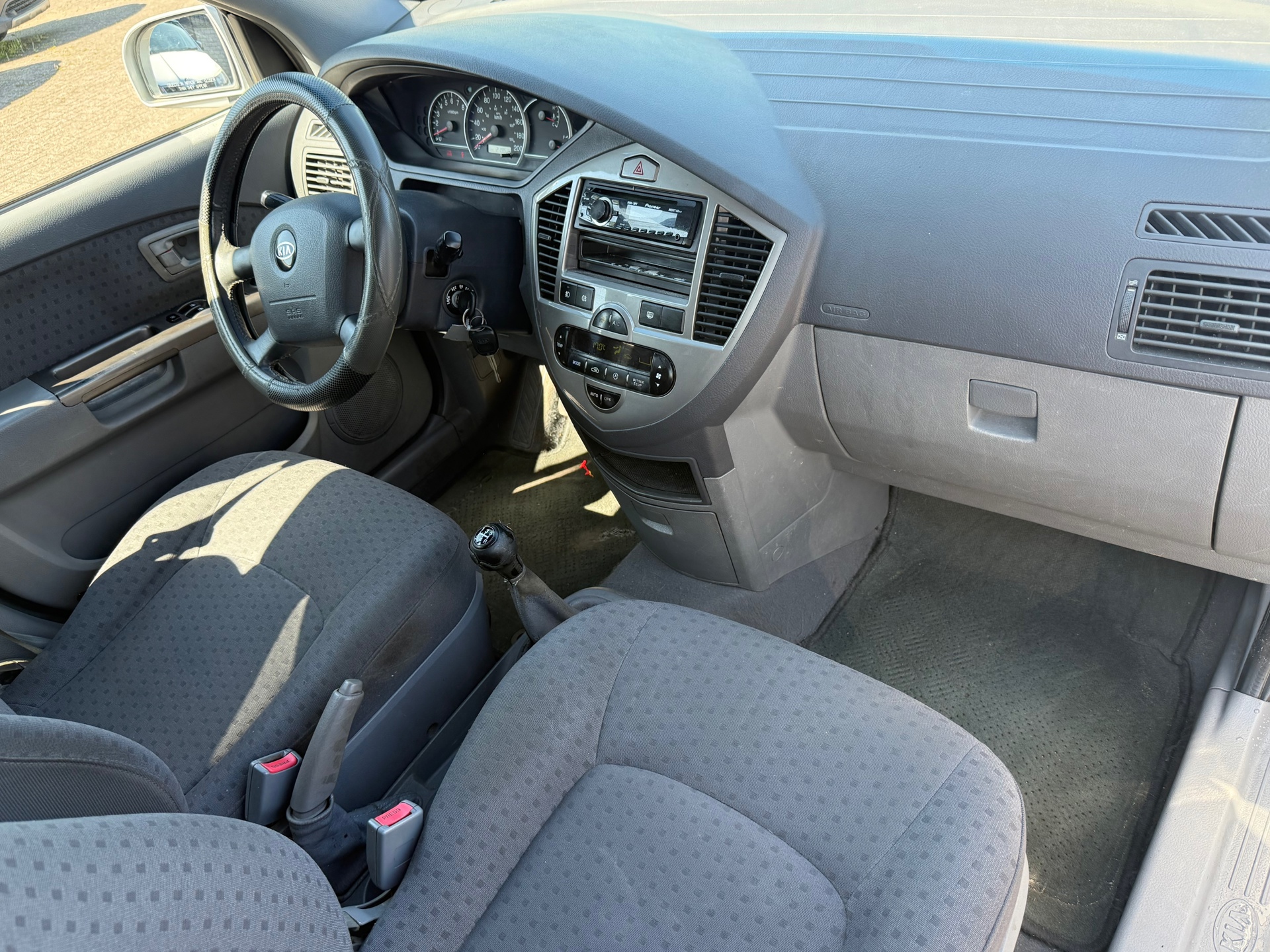 Foto van Kia Kia Carens