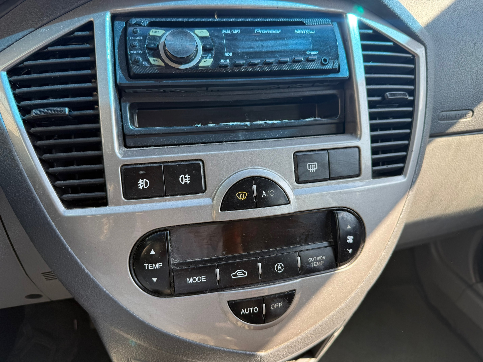 Foto van Kia Kia Carens