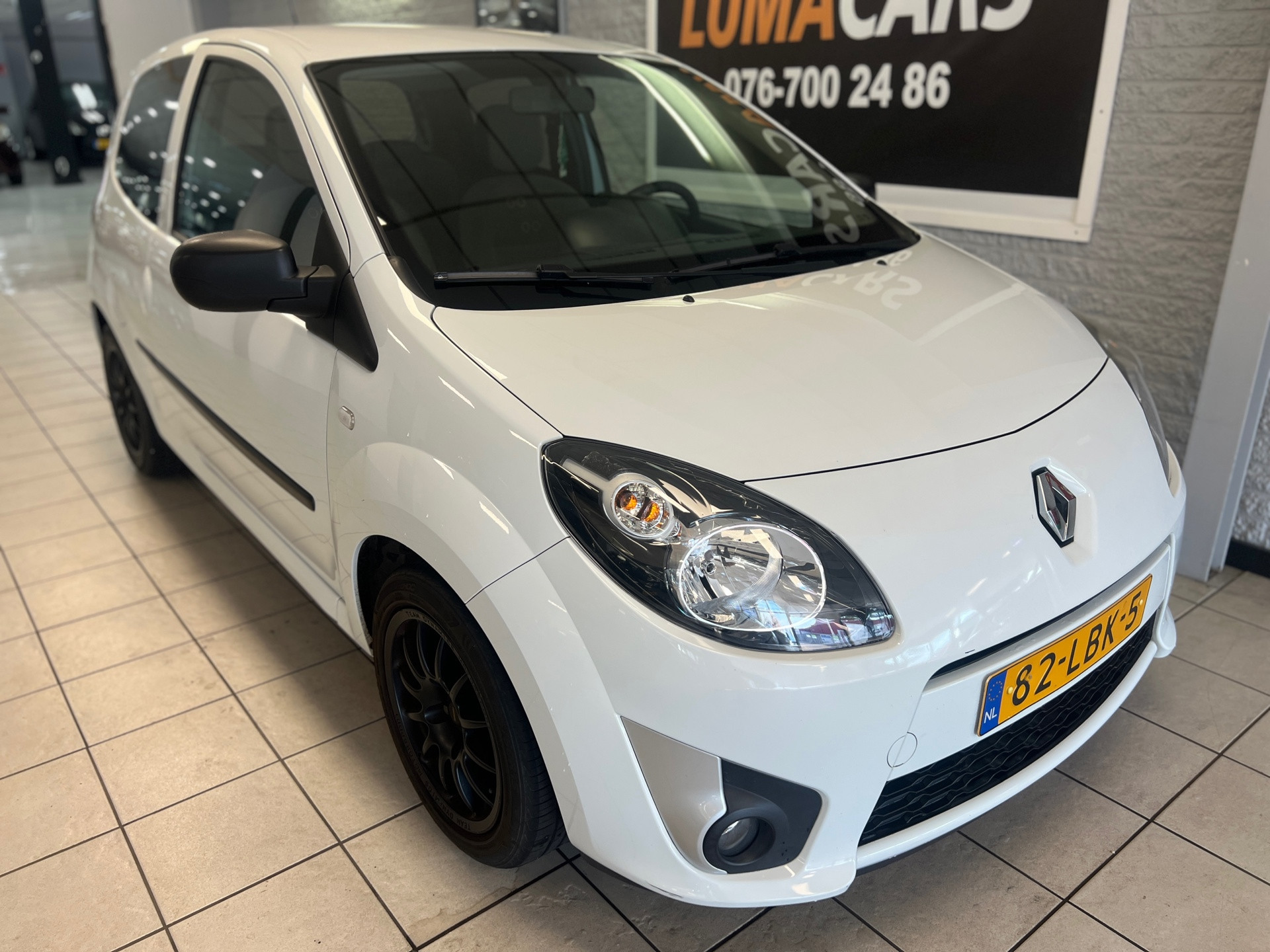 Renault Twingo 1.2-16V Authentique | Nieuwe APK | NAP | 2010 - voorkant