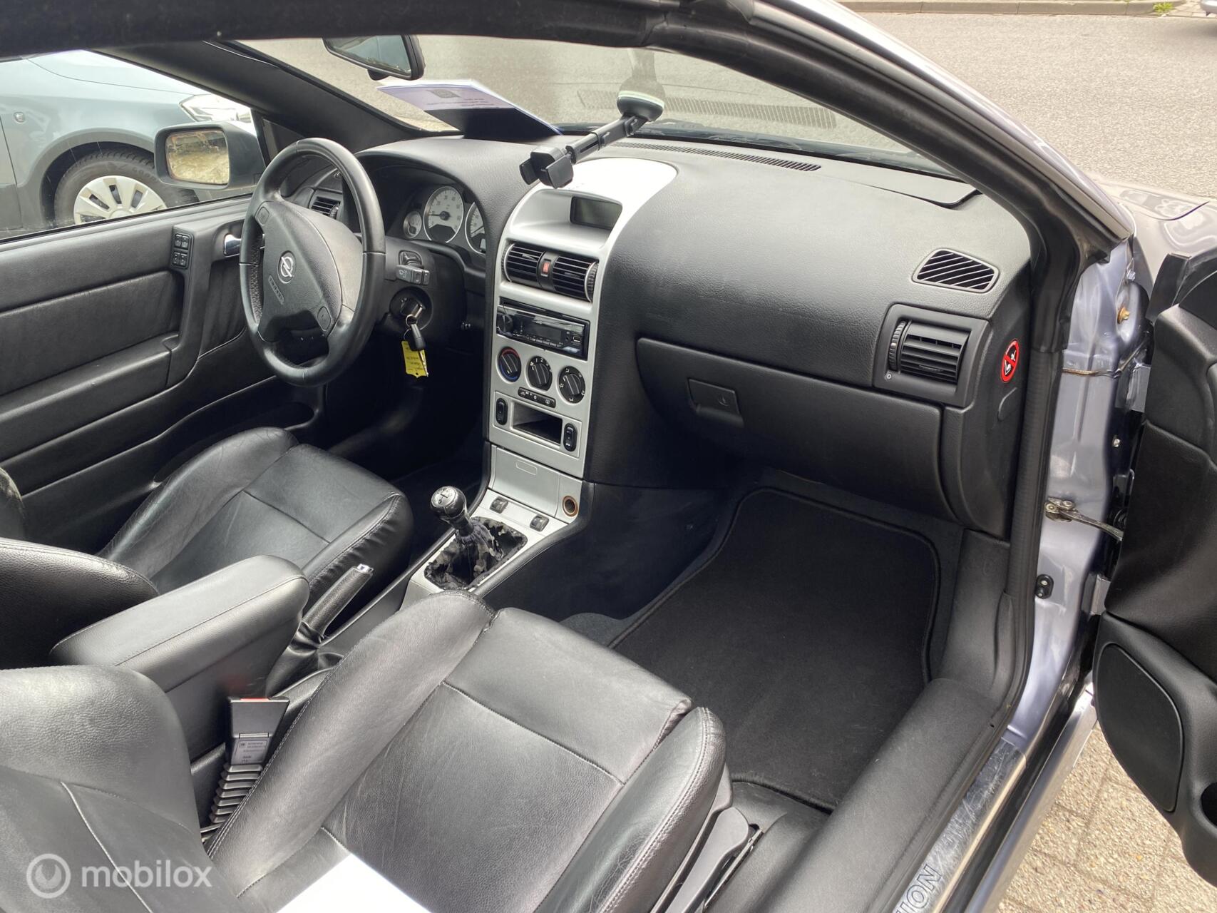 Foto van Opel Astra-g-cabrio