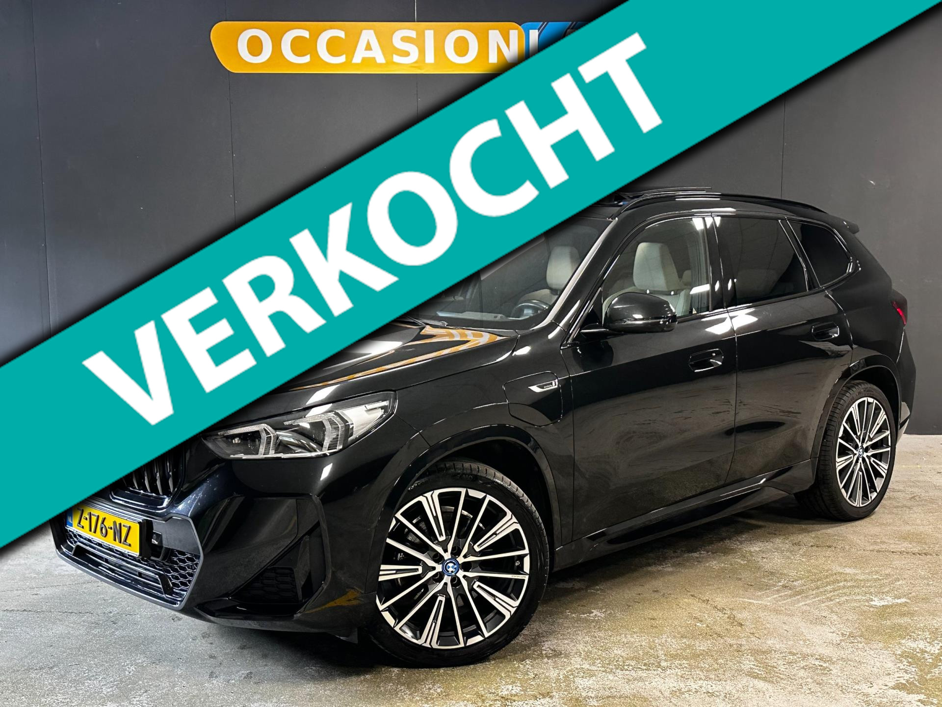 BMW X1 Xdrive30e XDrive30e M-Sport|PANO|ACC|LED|CARPLAY|KEYLESS|360|LEDER|HK|MEMORY|SFEER|STOELV|DODEHOEK|20INCH| 2022 - voorkant