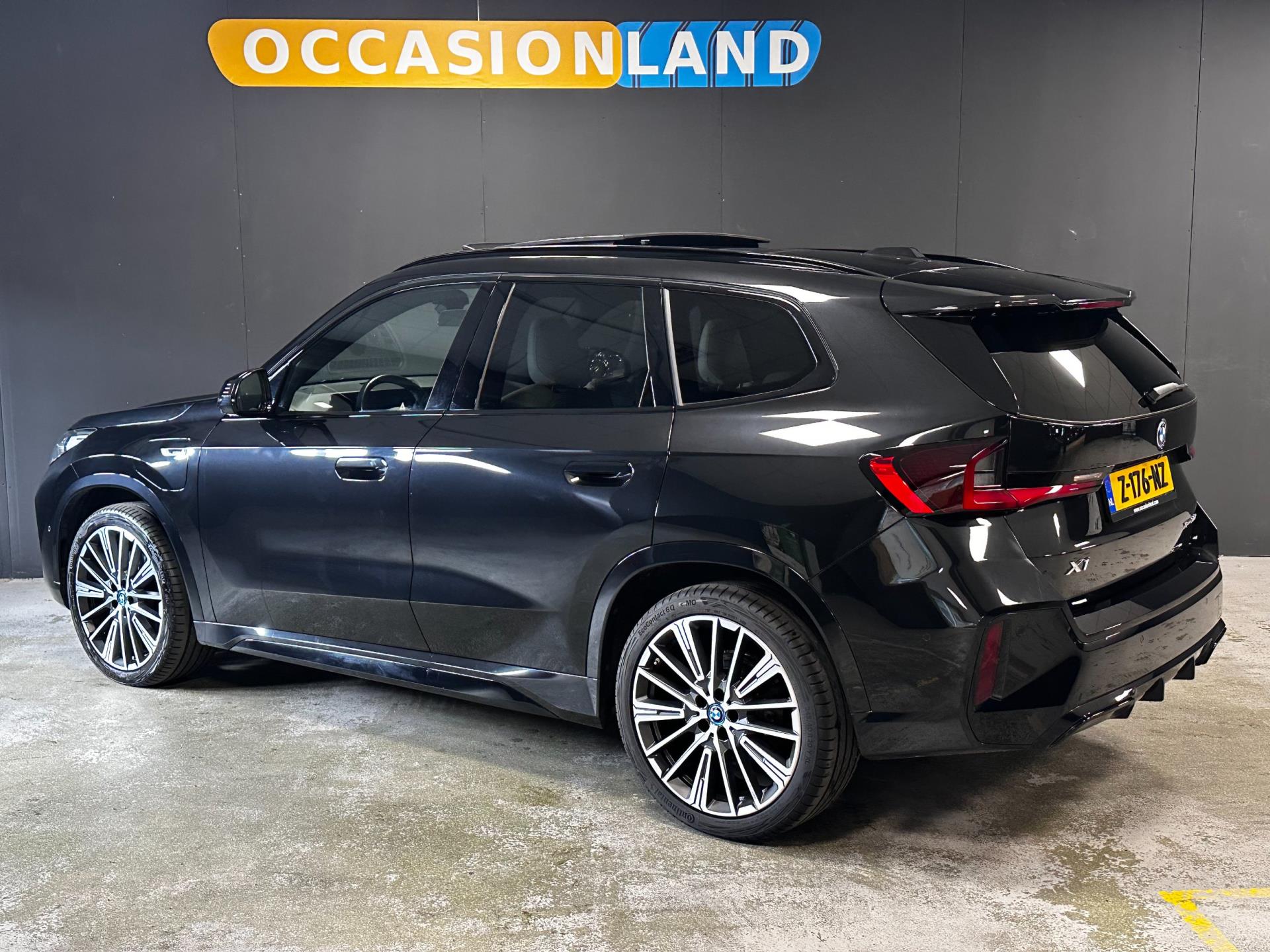 Foto van BMW X1 Xdrive30e