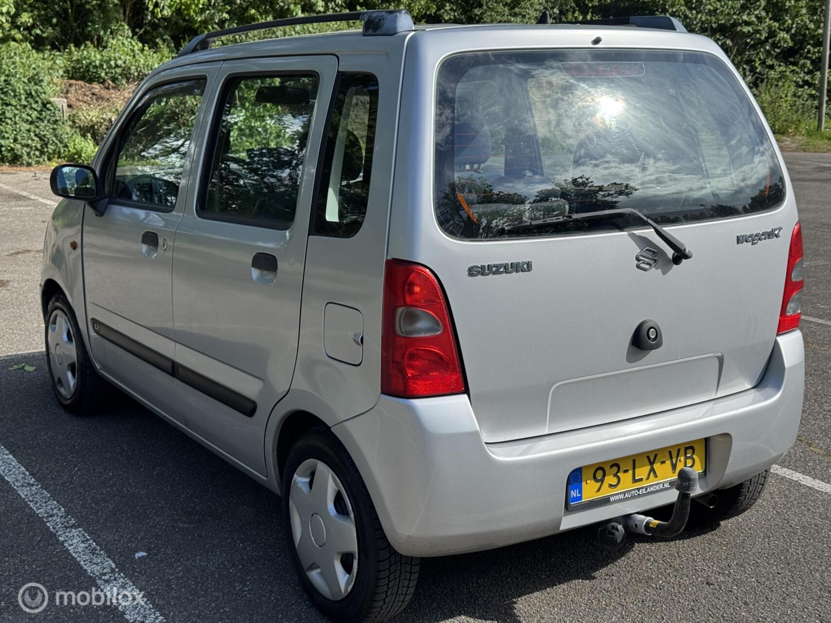 Foto van Suzuki Wagon R