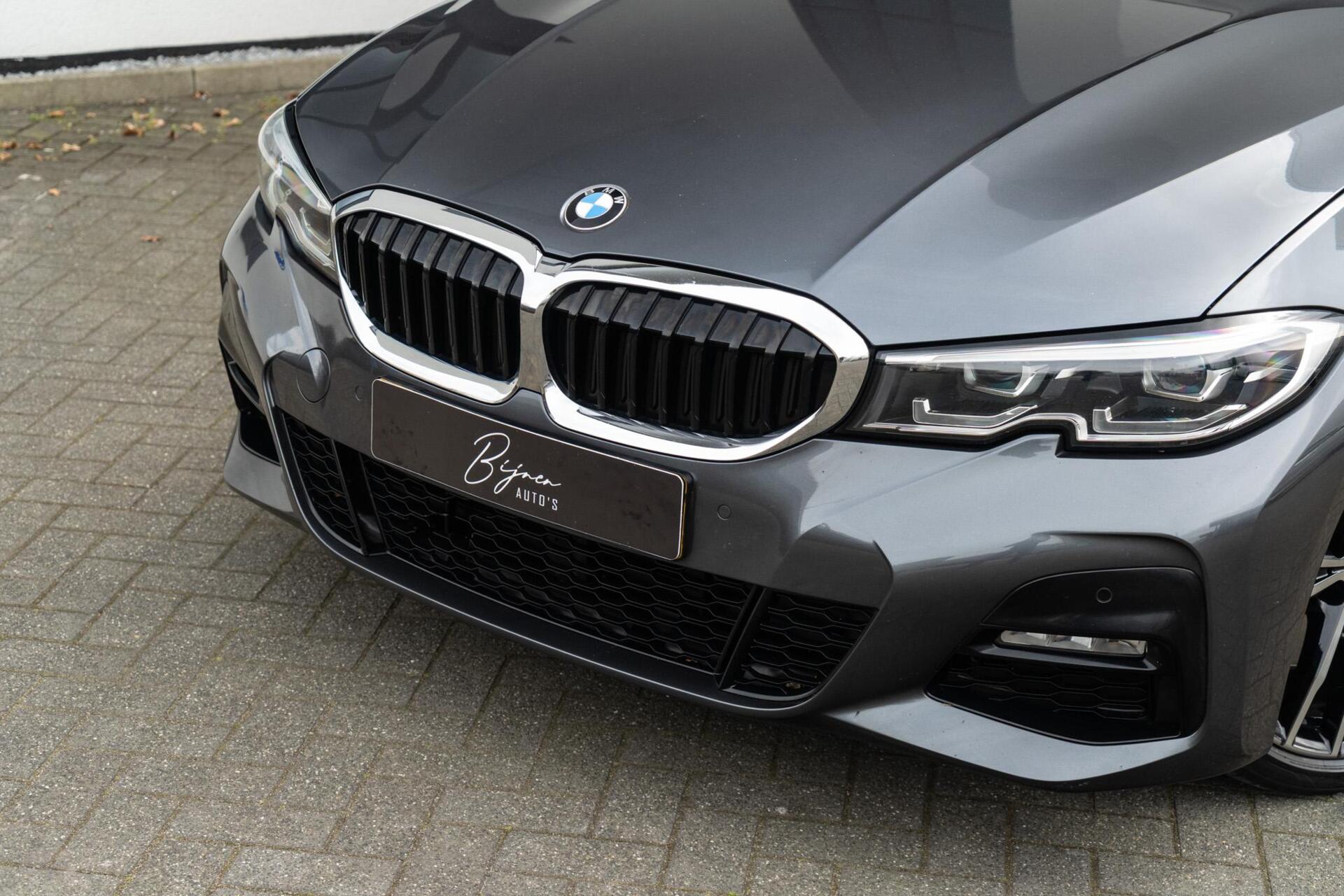 Foto van BMW 320i