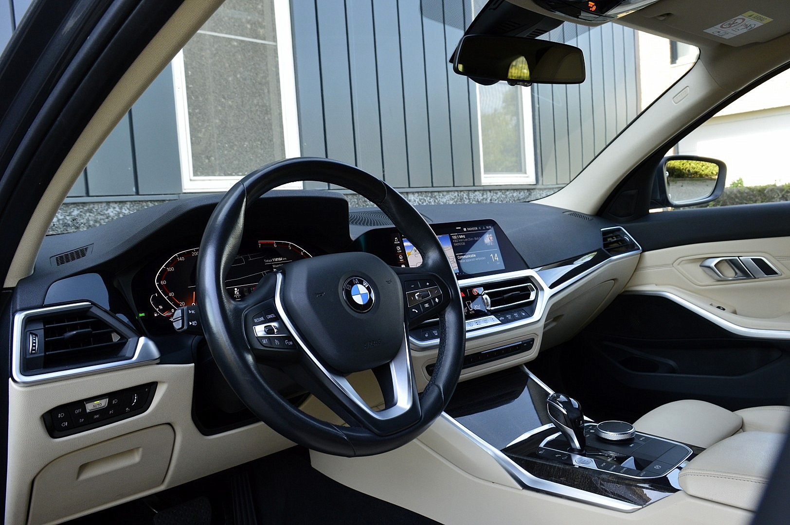 Foto van BMW 330i