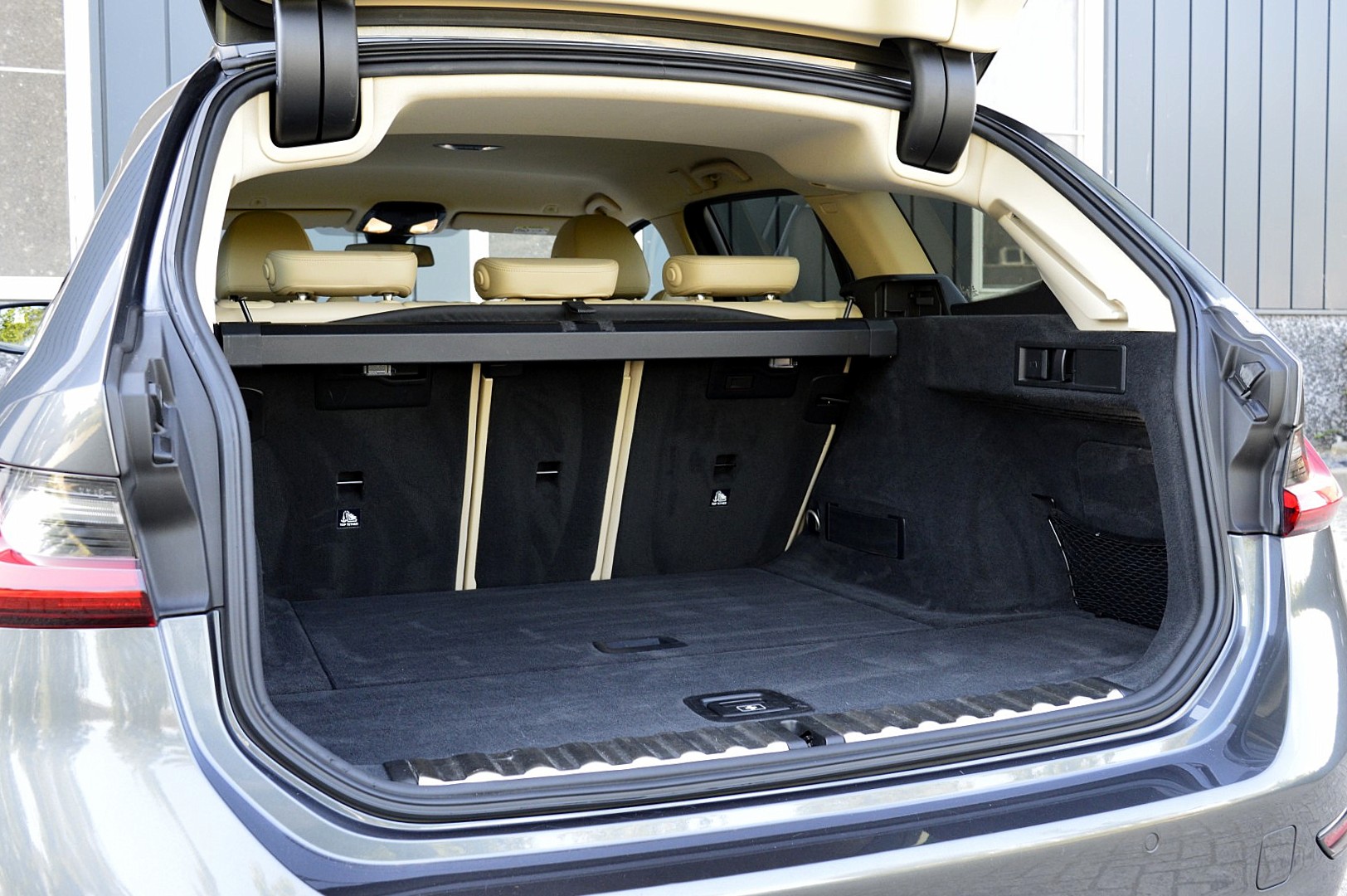 Foto van BMW 330i
