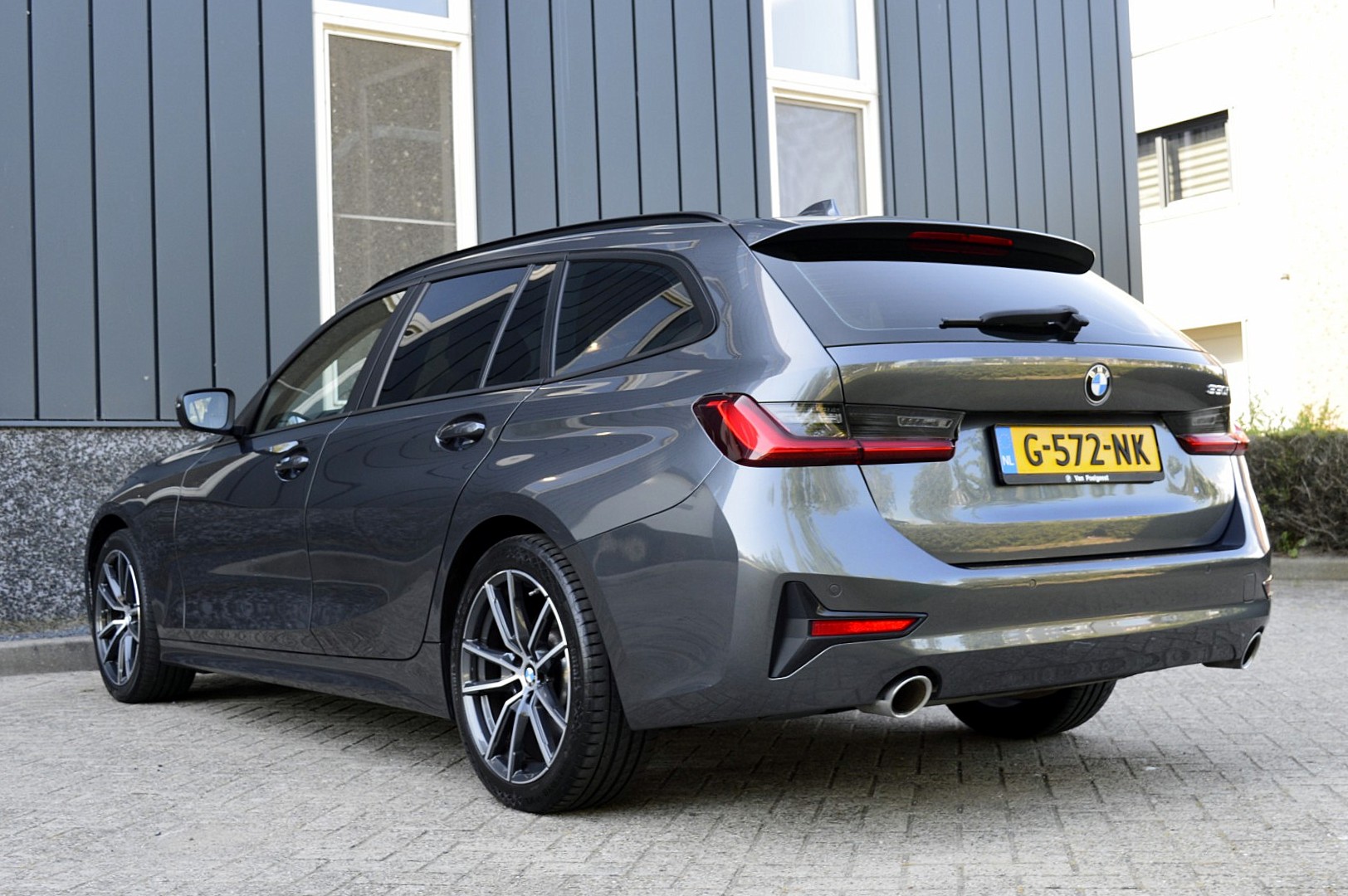 Foto van BMW 330i