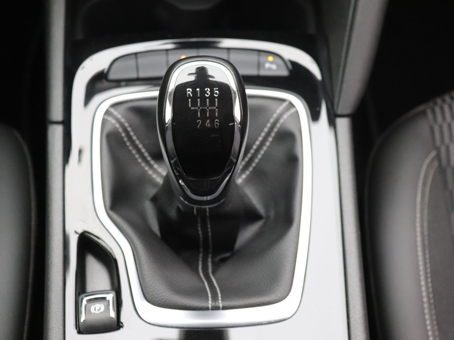 Foto van Opel Insignia Grand Sport
