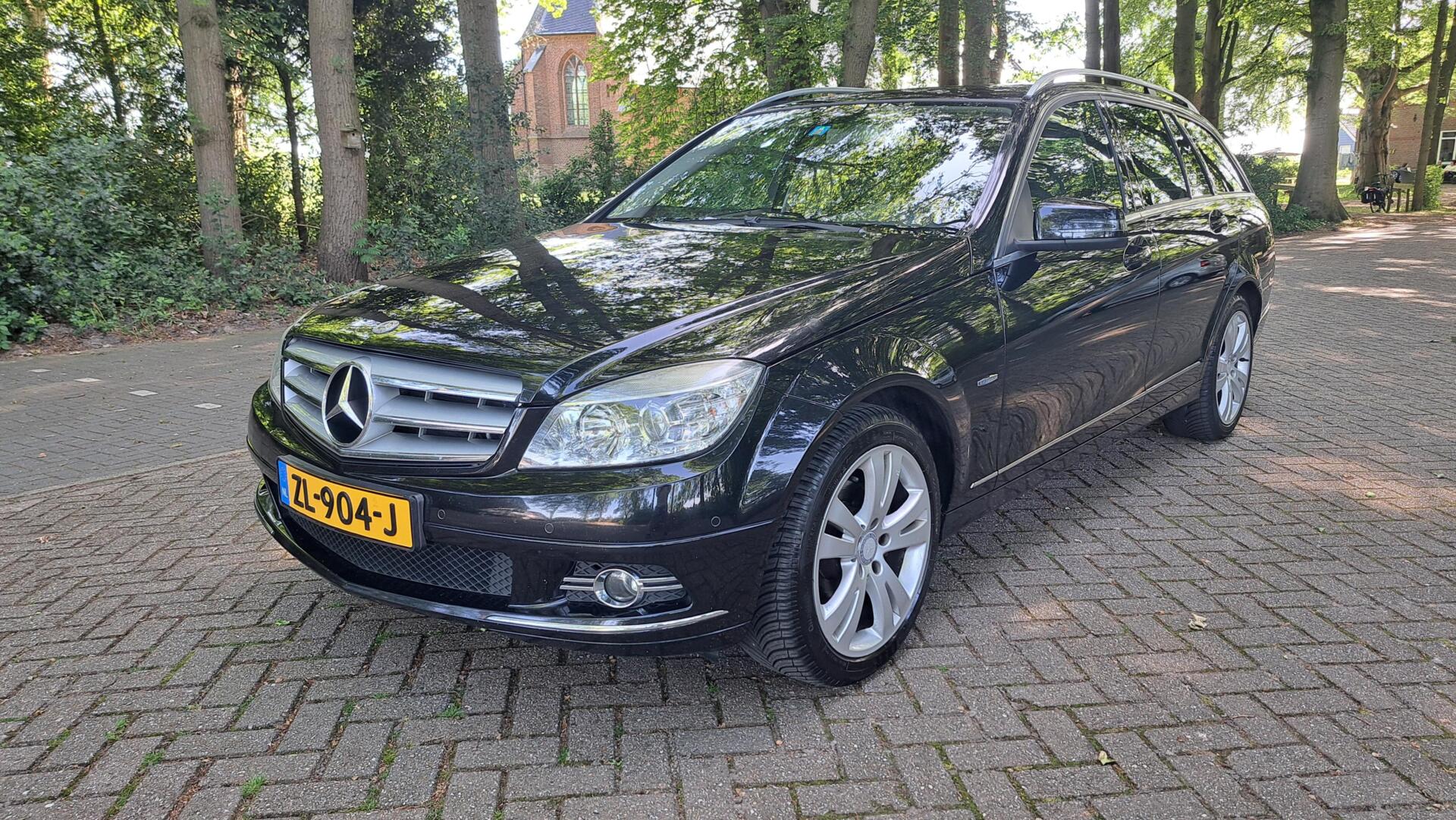 Foto van Mercedes-Benz C 180 Kompressor