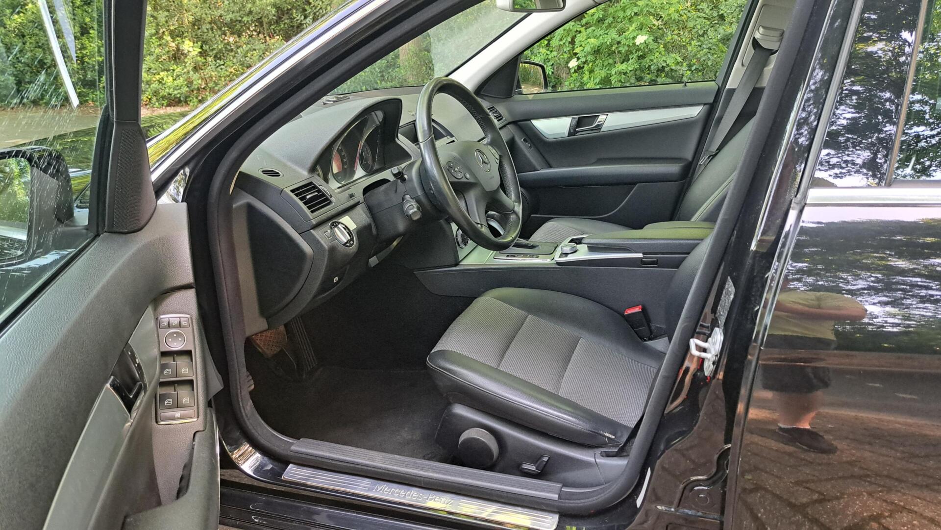 Foto van Mercedes-Benz C 180 Kompressor