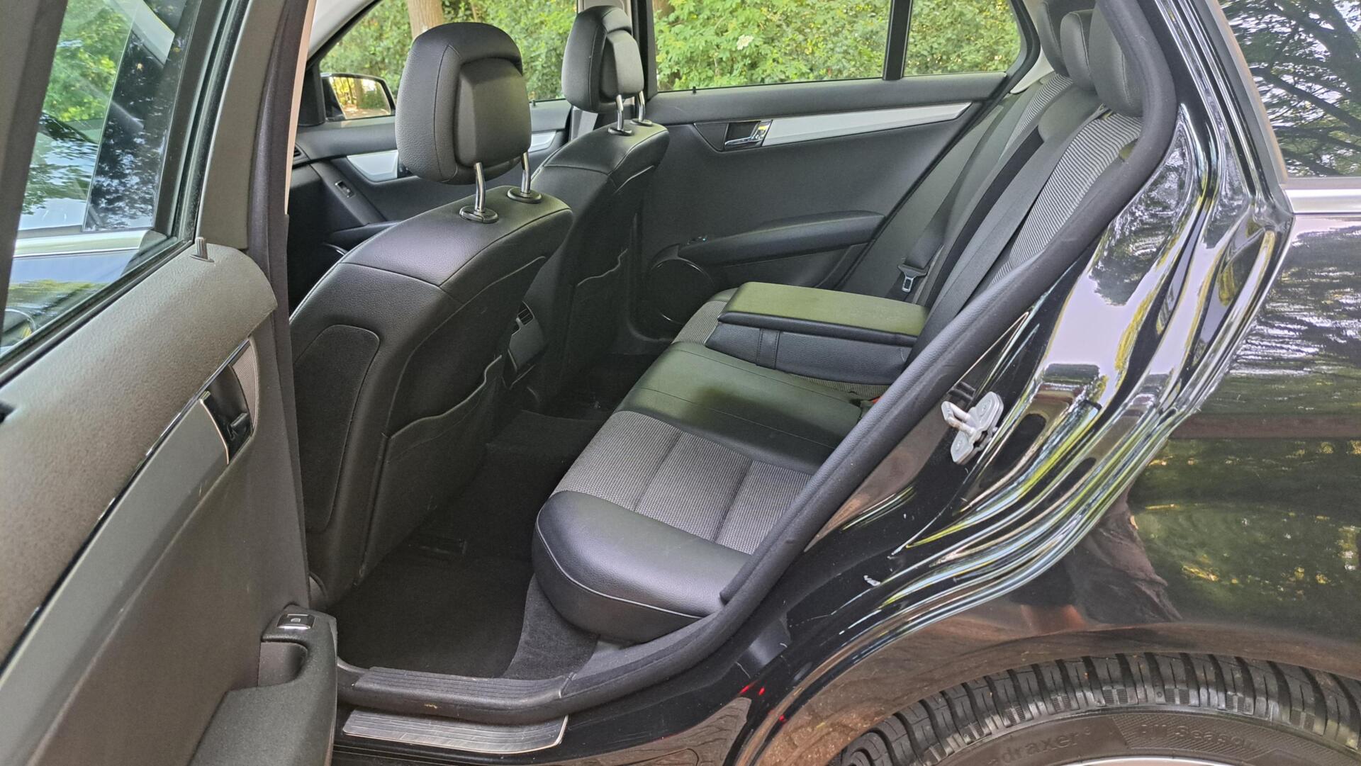 Foto van Mercedes-Benz C 180 Kompressor