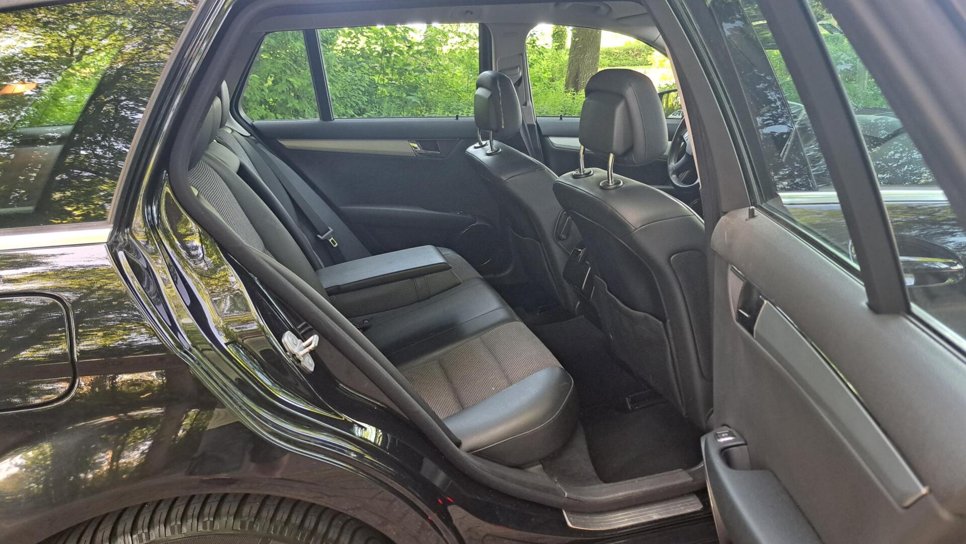 Foto van Mercedes-Benz C 180 Kompressor