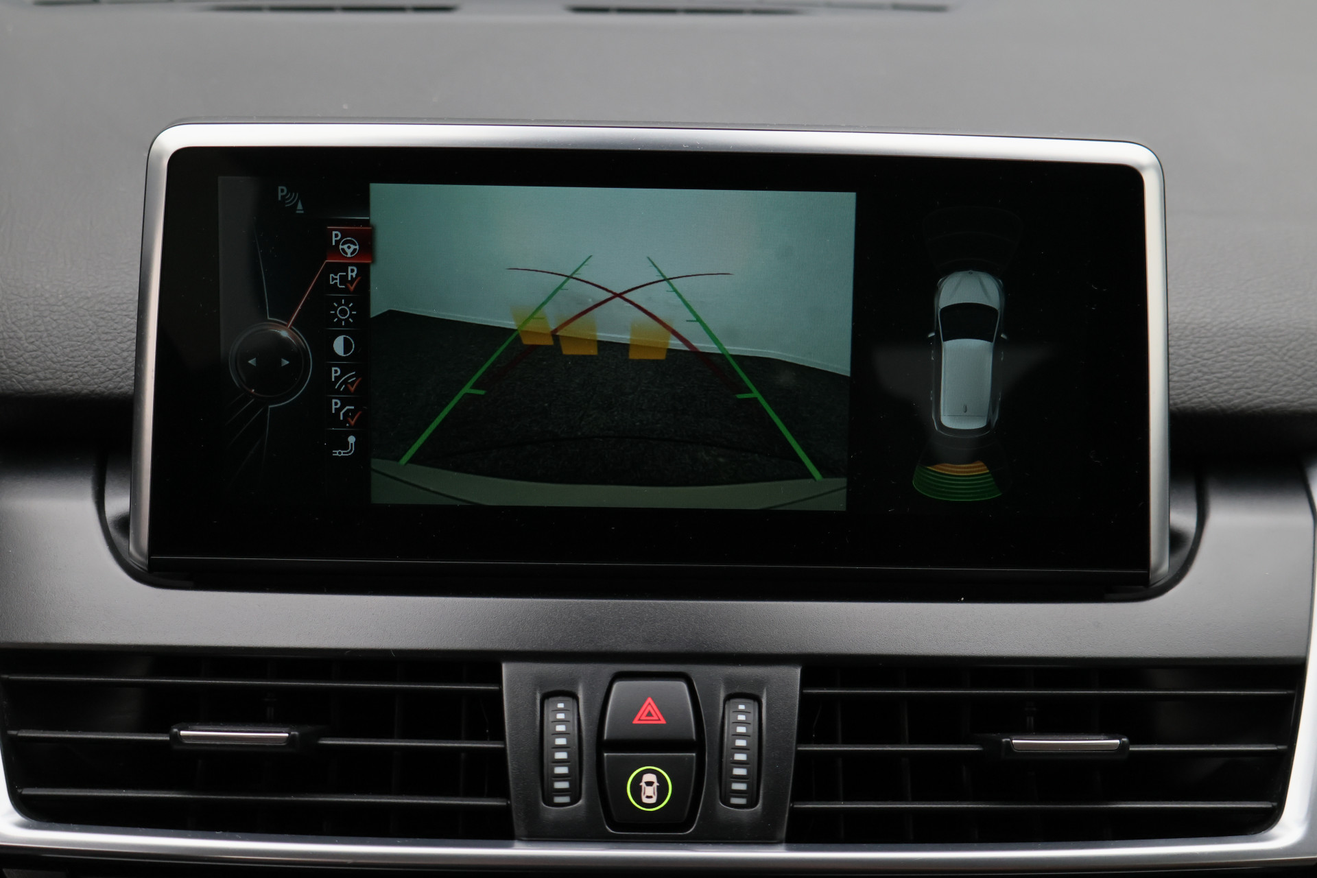 Foto van BMW 220i Active Tourer