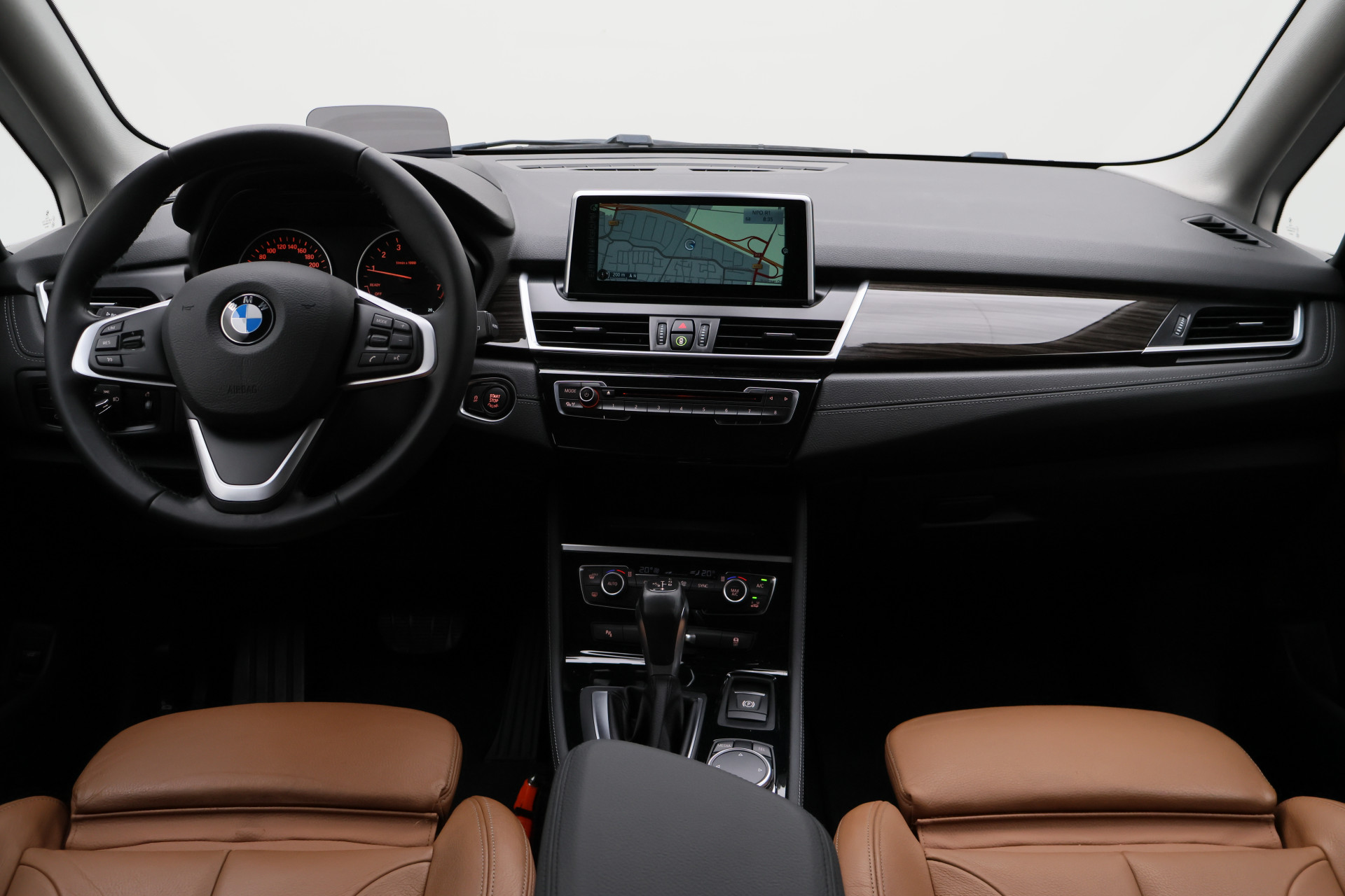Foto van BMW 220i Active Tourer