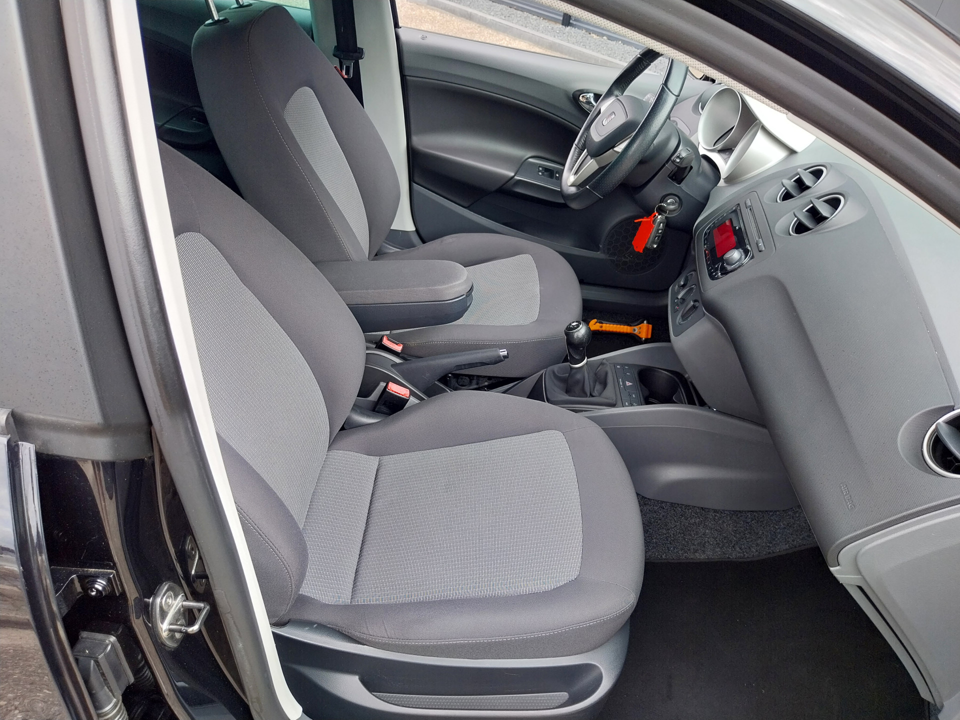 Foto van Seat Ibiza ST