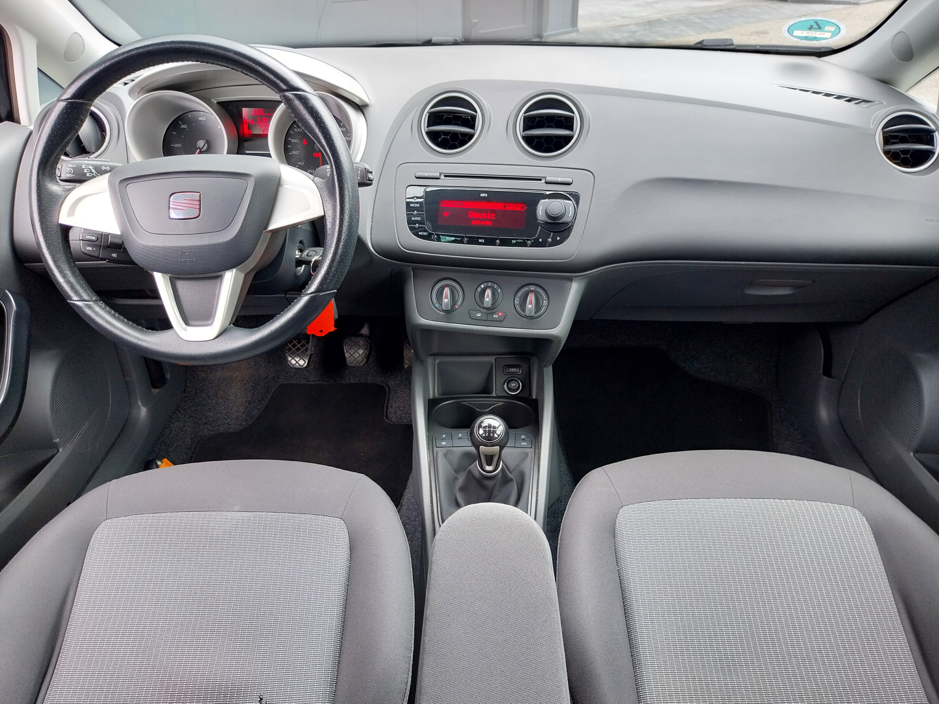 Foto van Seat Ibiza ST