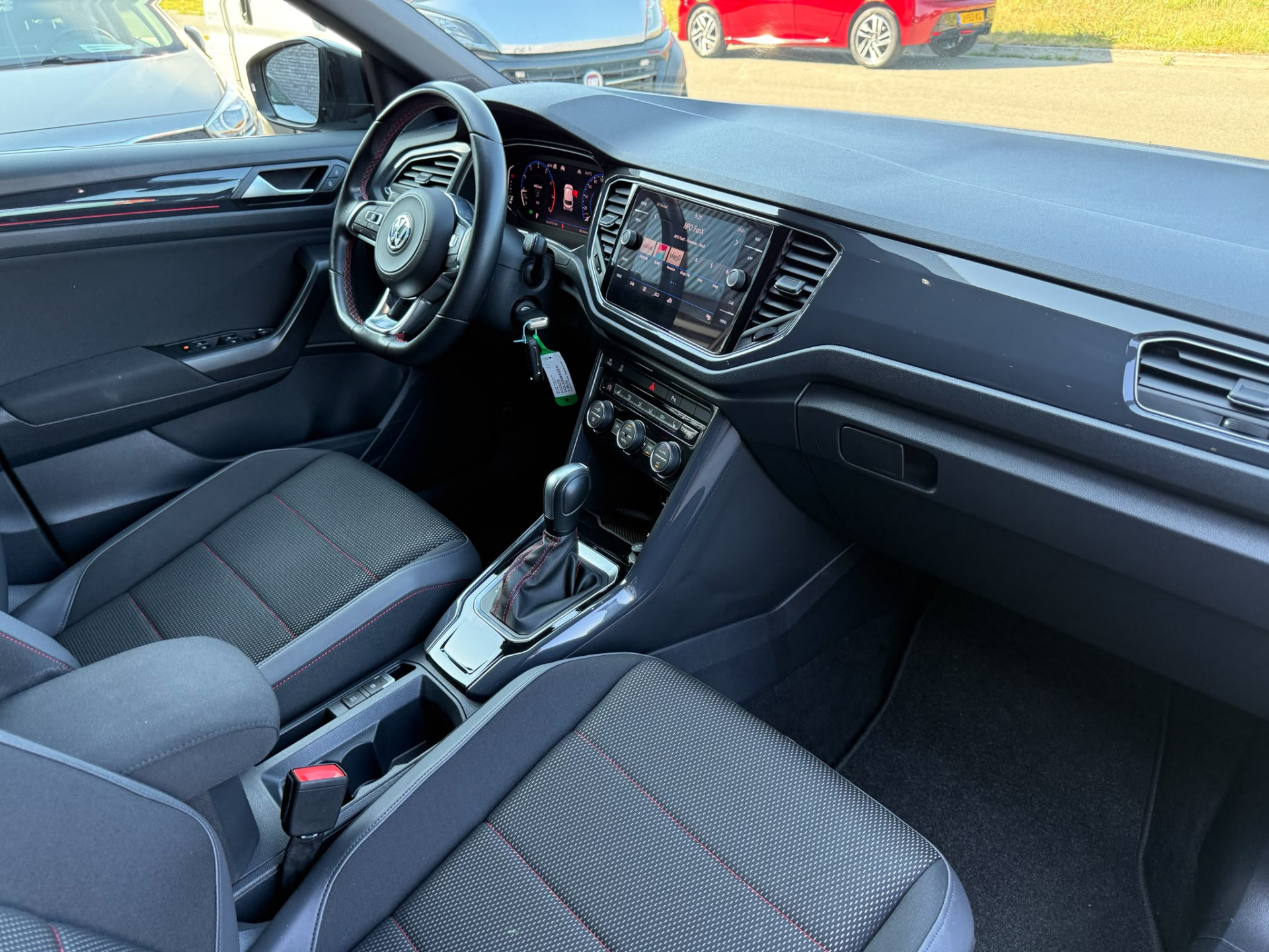 Foto van Volkswagen T-roc