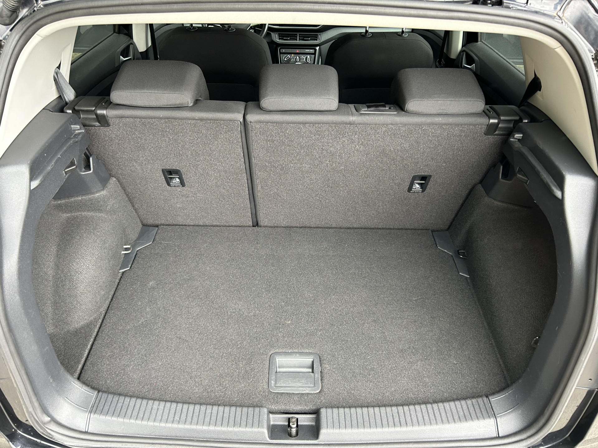 Foto van Volkswagen T-cross