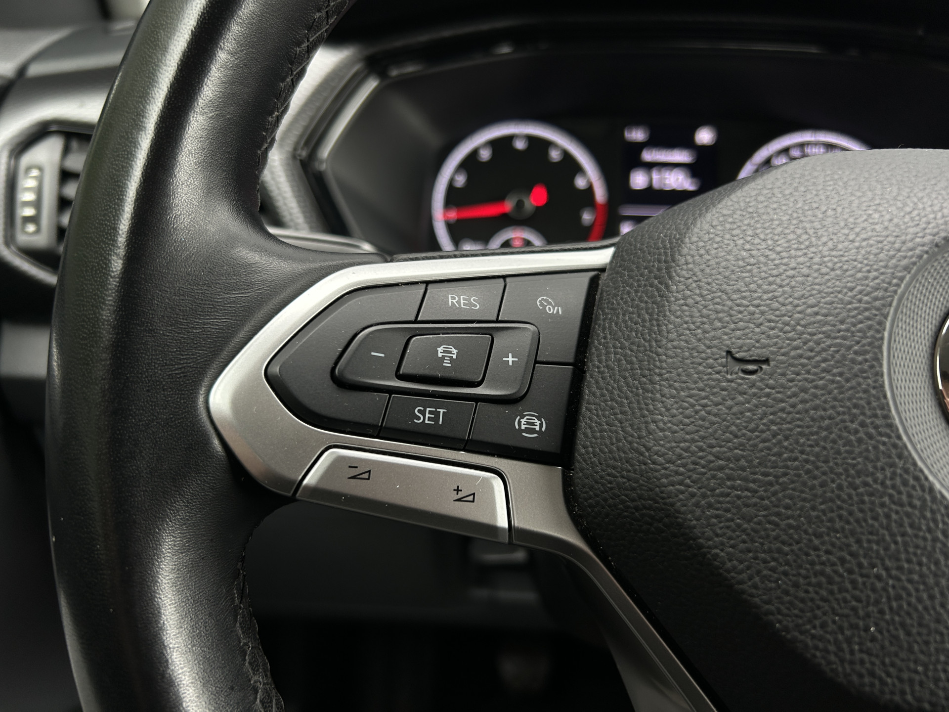 Foto van Volkswagen T-cross