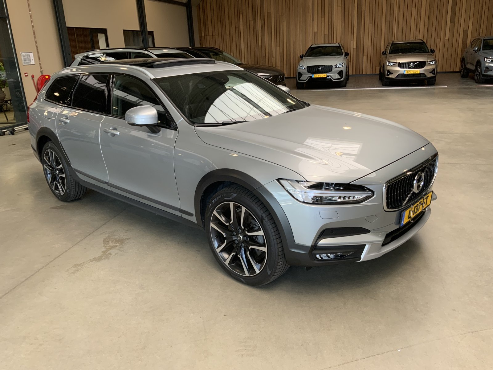 Inspectiefoto van Volvo V90 Cross Country