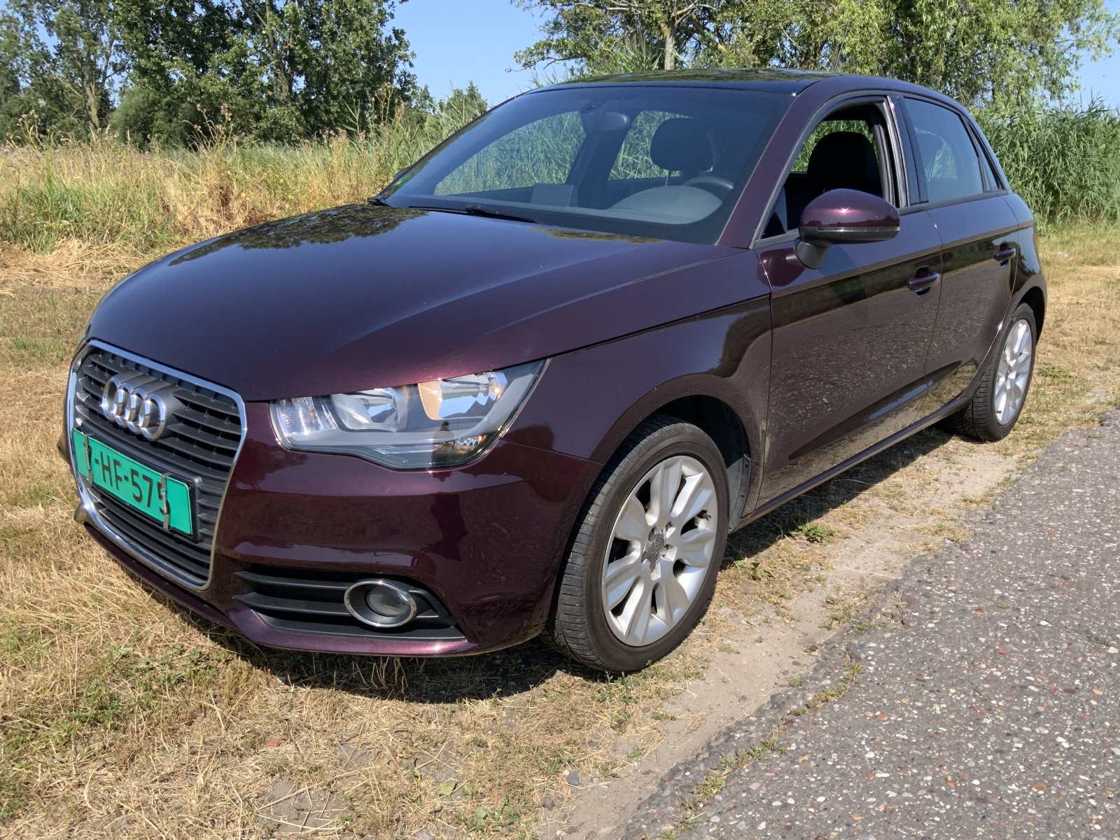 Audi A1 Sportback 1.2 TFSI Attr. PL. 2012 - voorkant