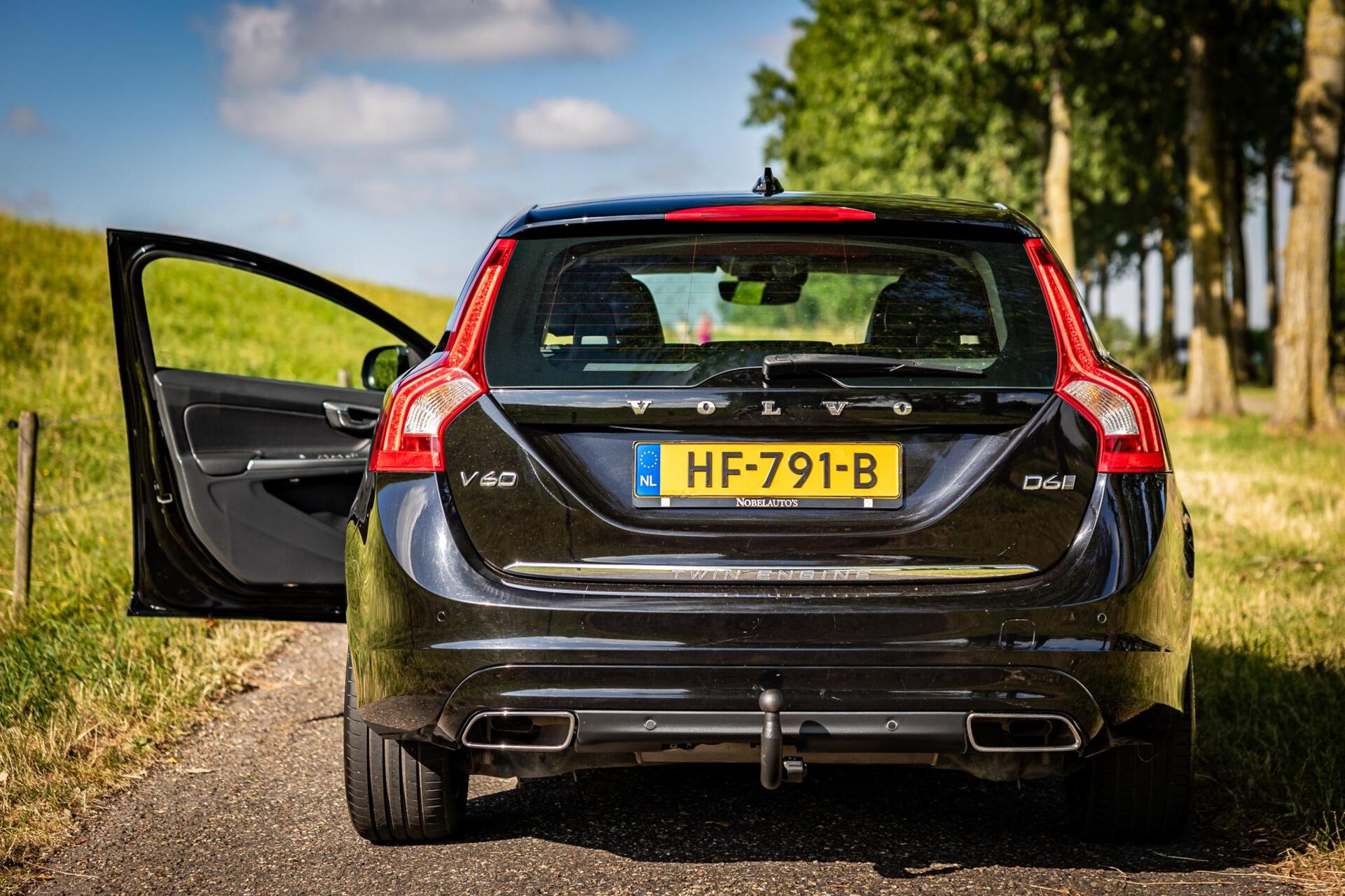 Foto van Volvo V60 Twin Engine