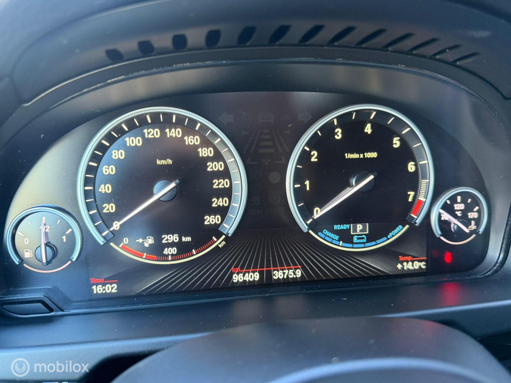 Foto van BMW X5 Xdrive40e